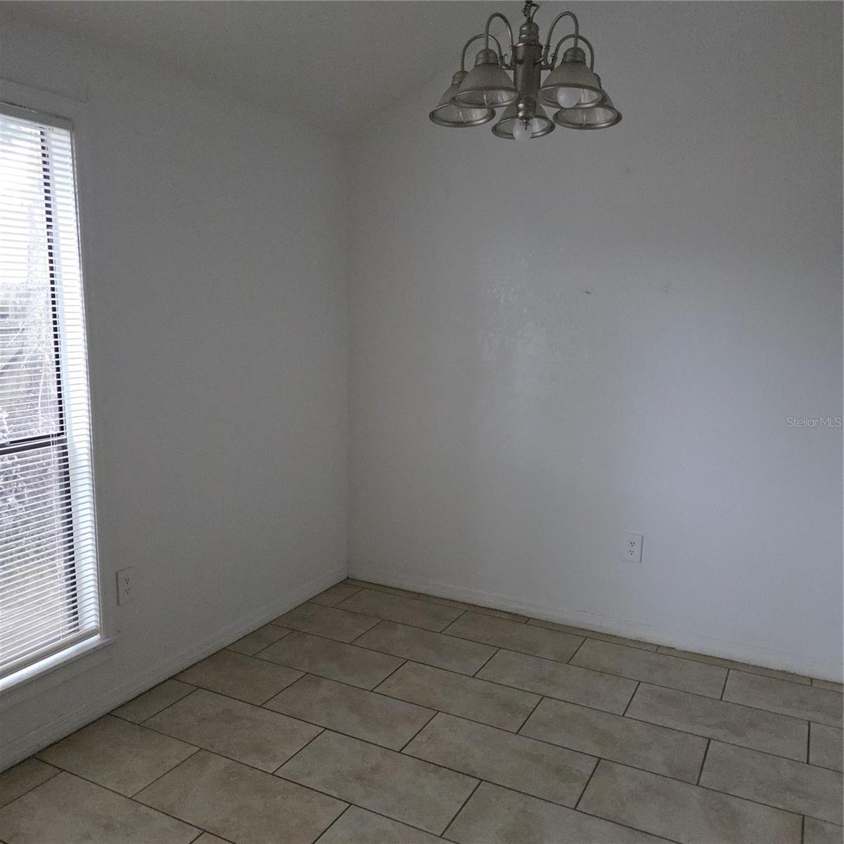 Image 4 of 16 For 609 Montego Bay Court 609