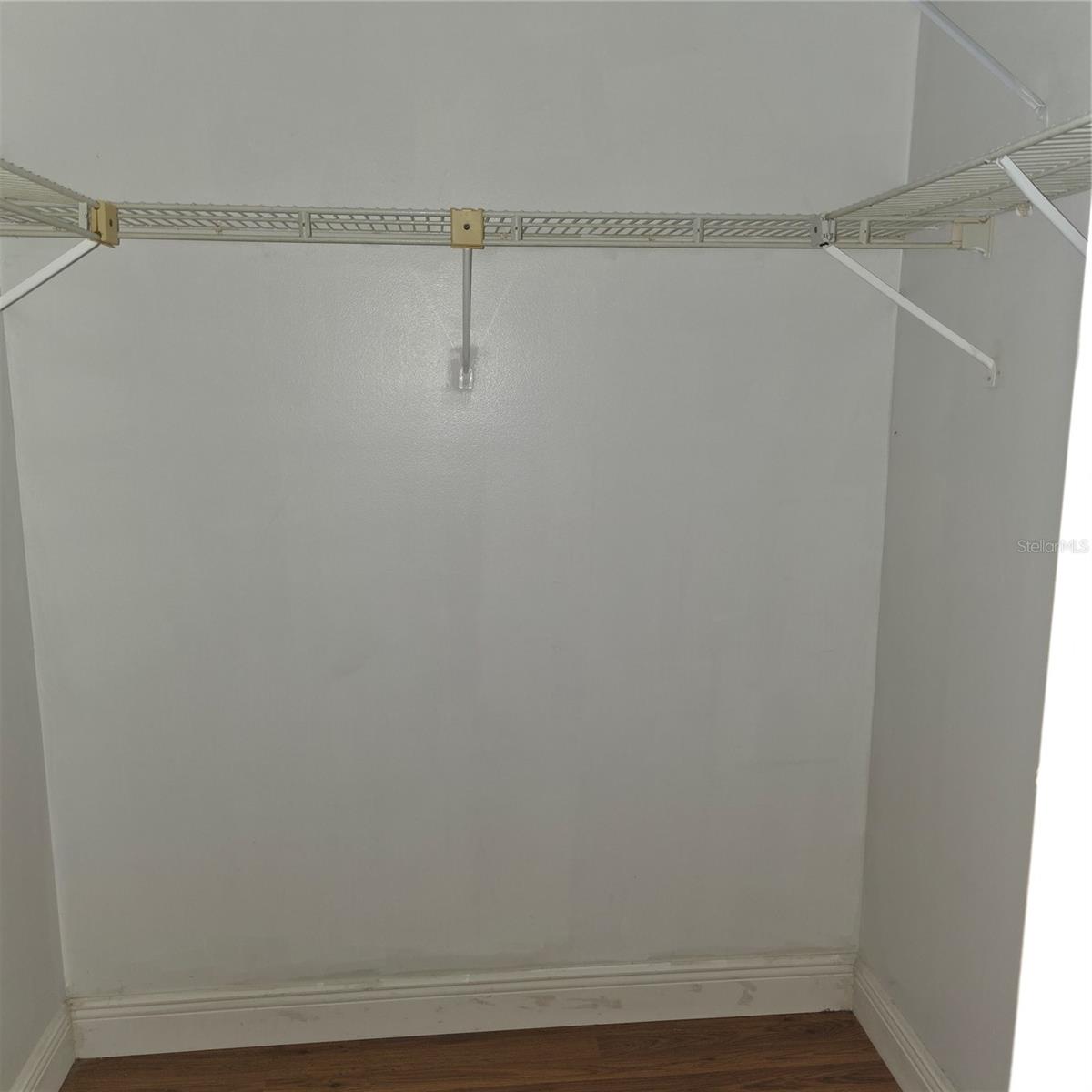 Image 8 of 11 For 6031 Scotchwood Glen 204