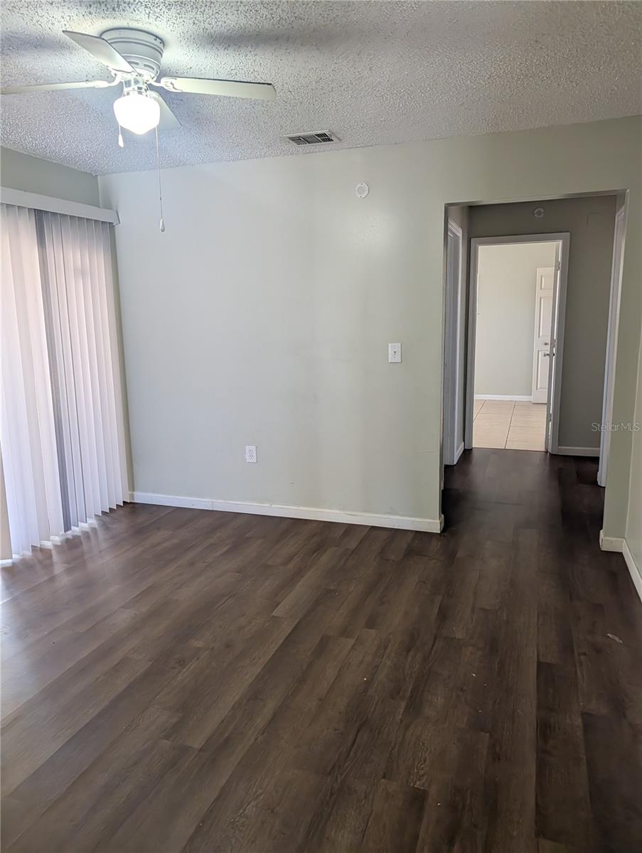 Image 13 of 33 For 356 Montgomery Court