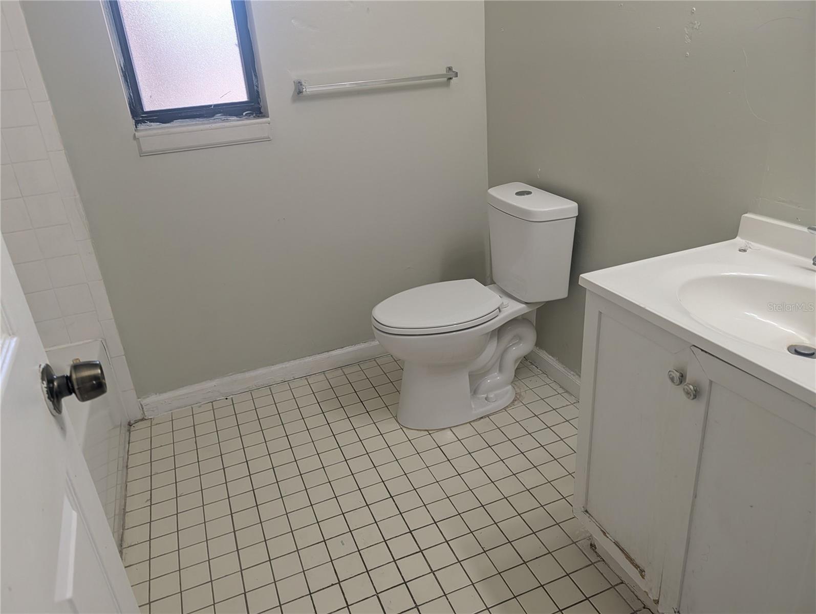 Image 3 of 33 For 356 Montgomery Court