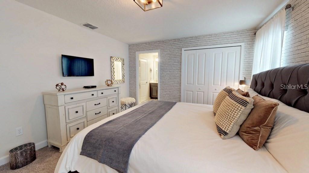 Image 21 of 27 For 4966 Windermere Avenue