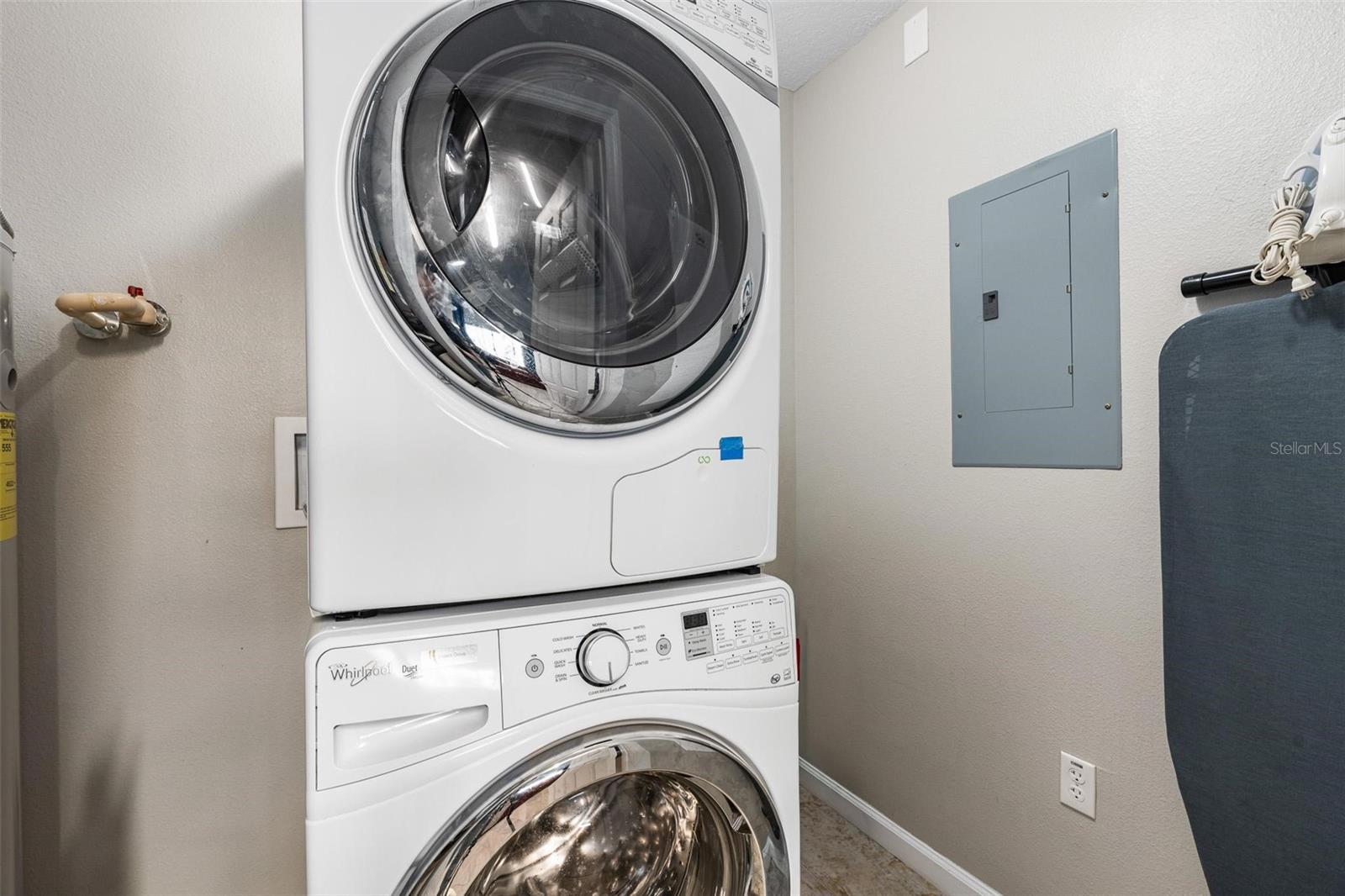 Image 14 of 50 For 14501 Grove Resort Avenue 1629