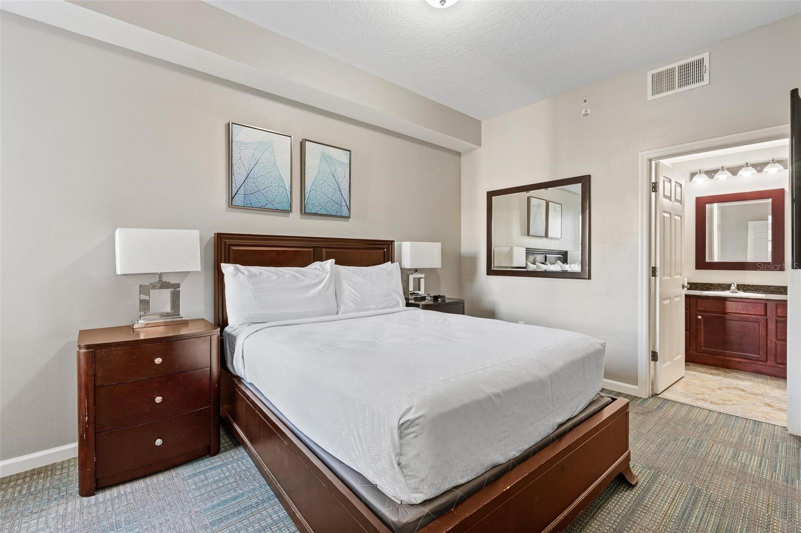 Image 15 of 50 For 14501 Grove Resort Avenue 1629