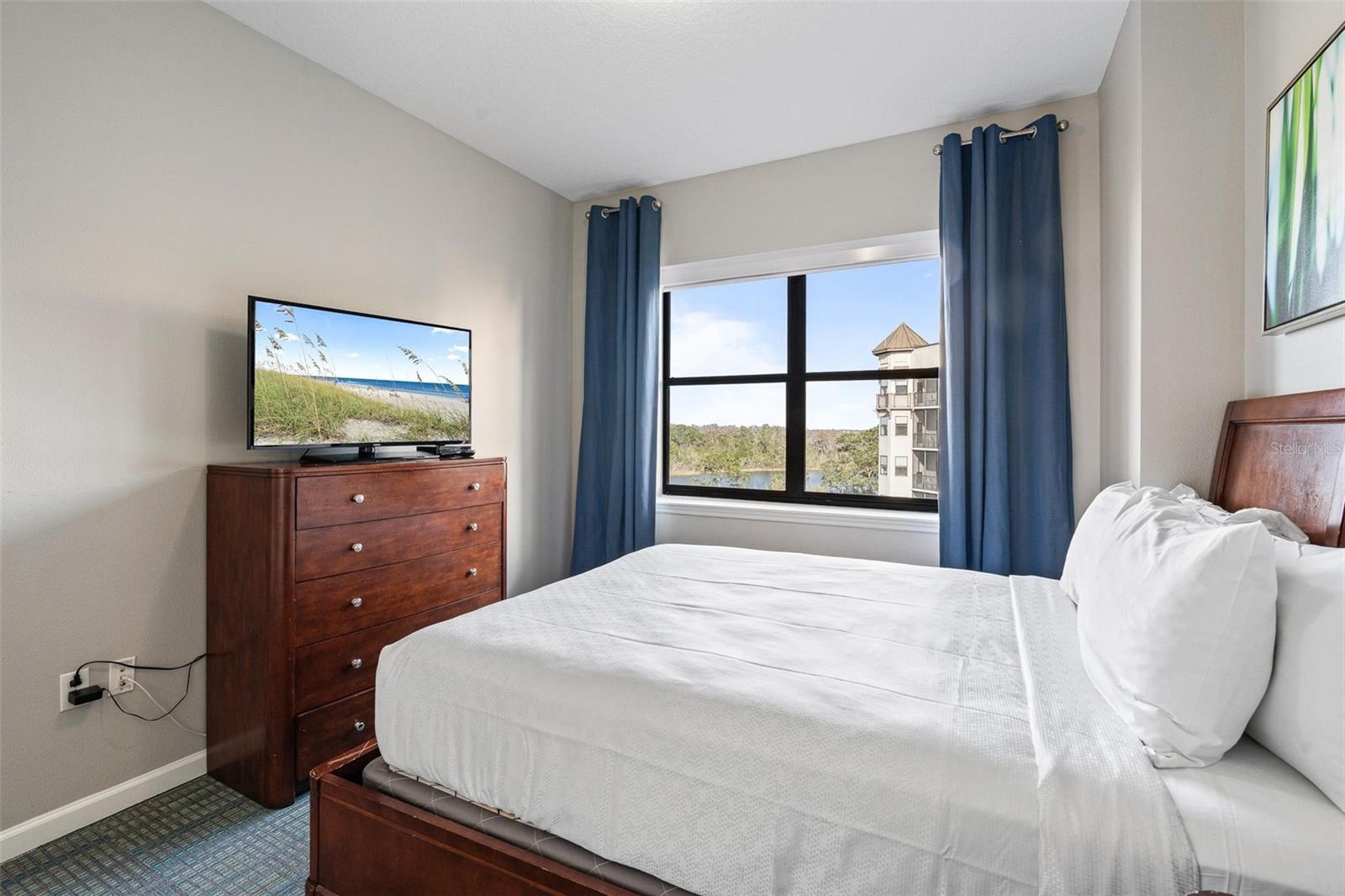 Image 20 of 50 For 14501 Grove Resort Avenue 1629