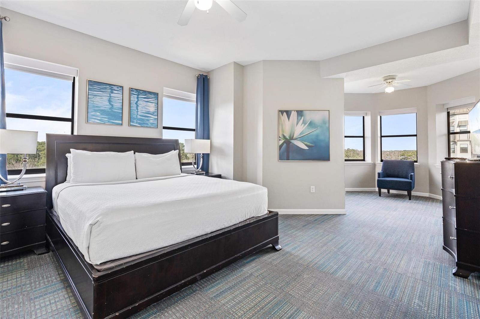 Image 23 of 50 For 14501 Grove Resort Avenue 1629