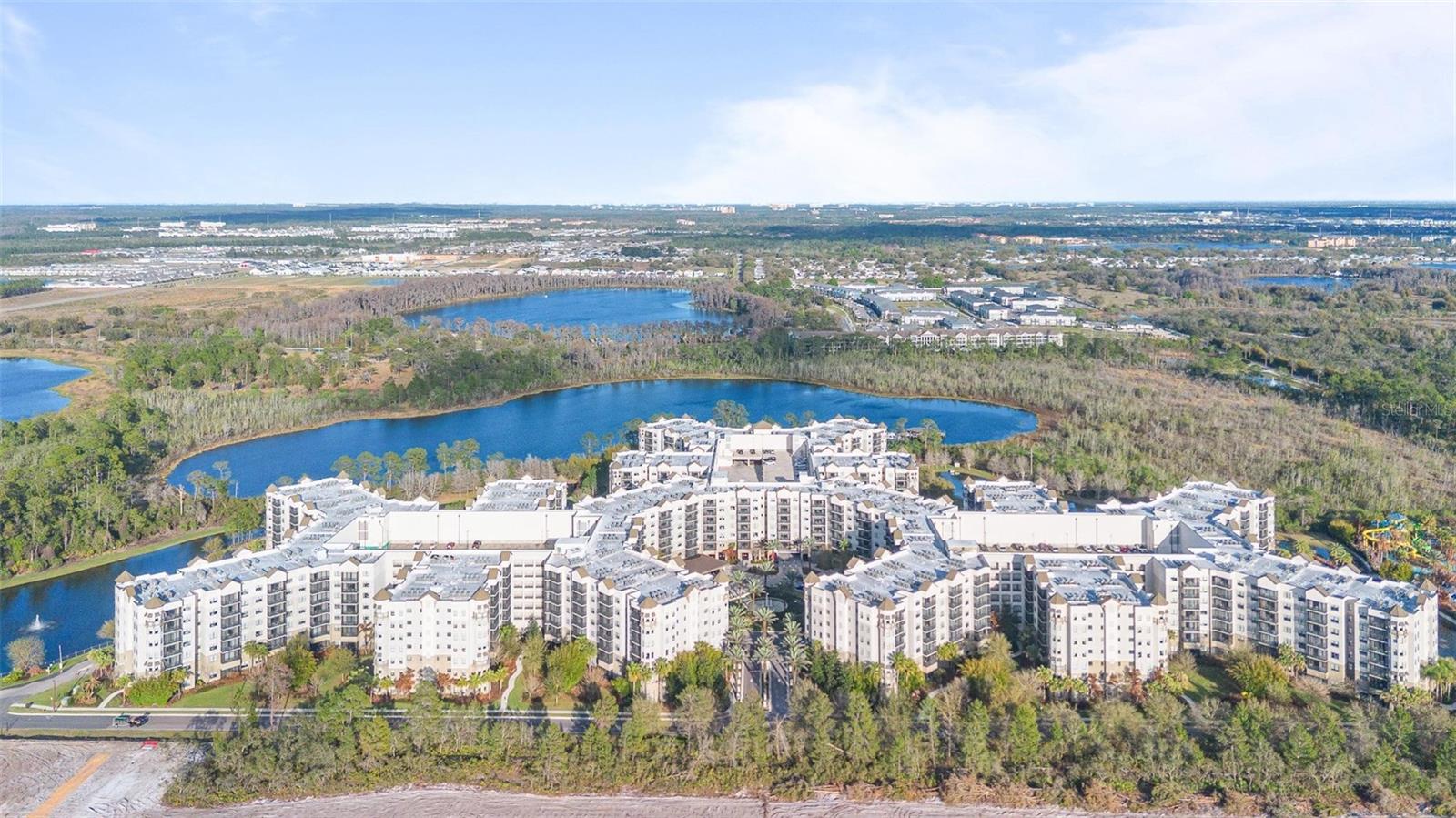 Image 48 of 50 For 14501 Grove Resort Avenue 1629