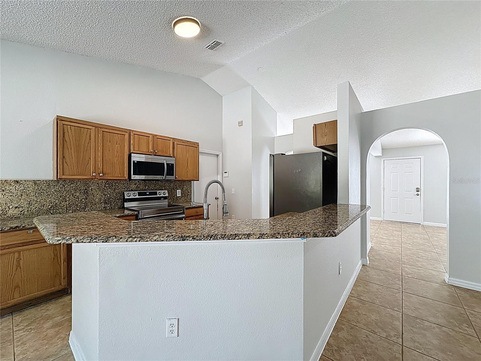 Image 12 of 36 For 413 Mulberry Court