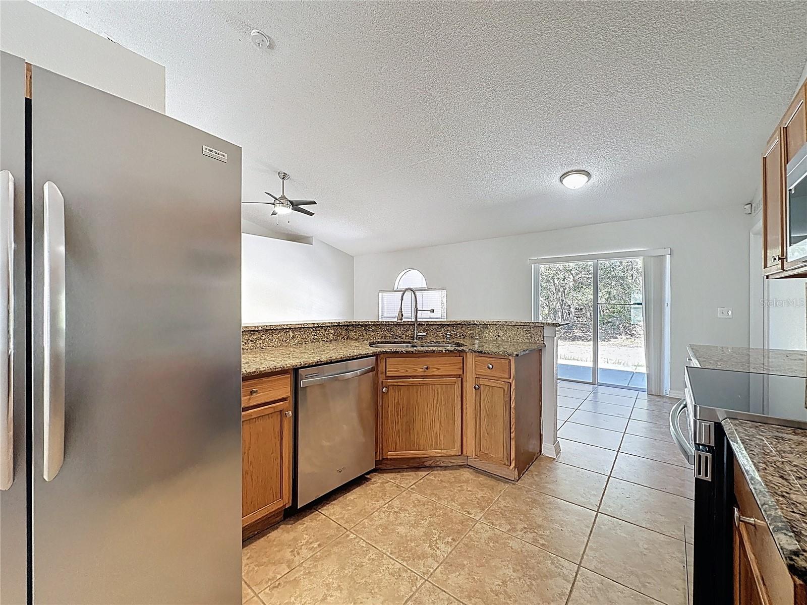 Image 15 of 36 For 413 Mulberry Court