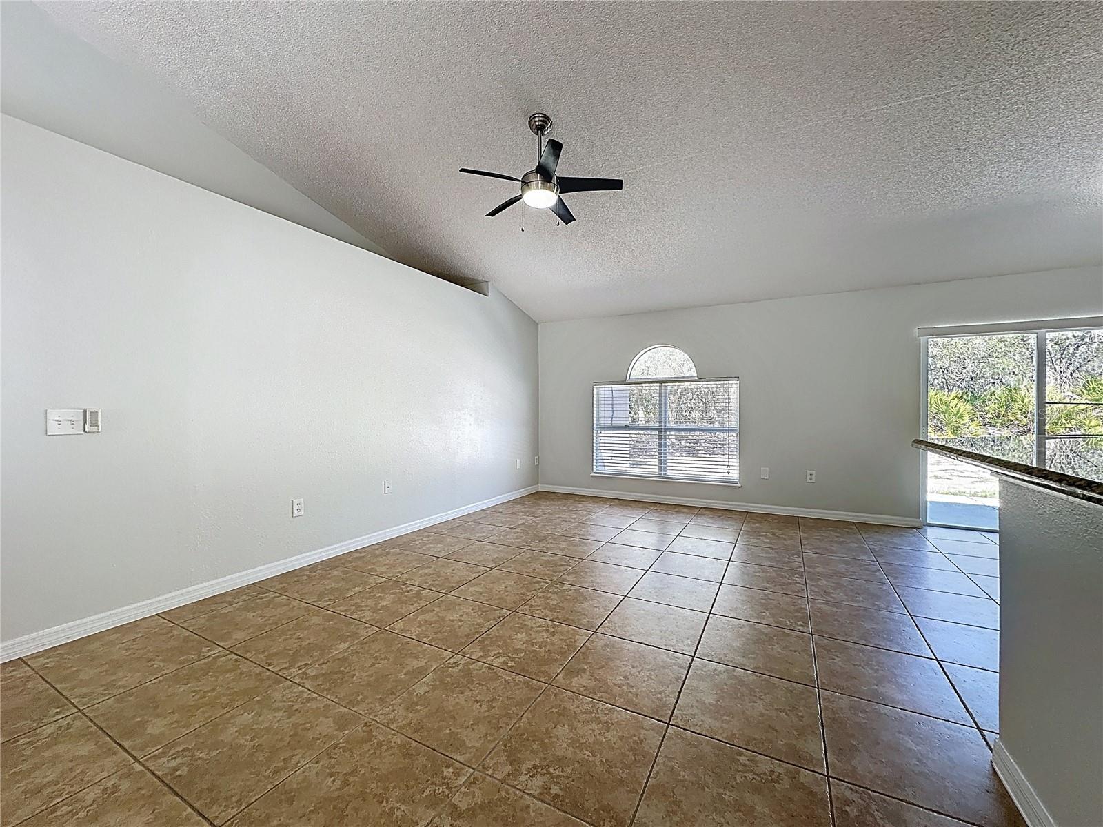 Image 32 of 36 For 413 Mulberry Court