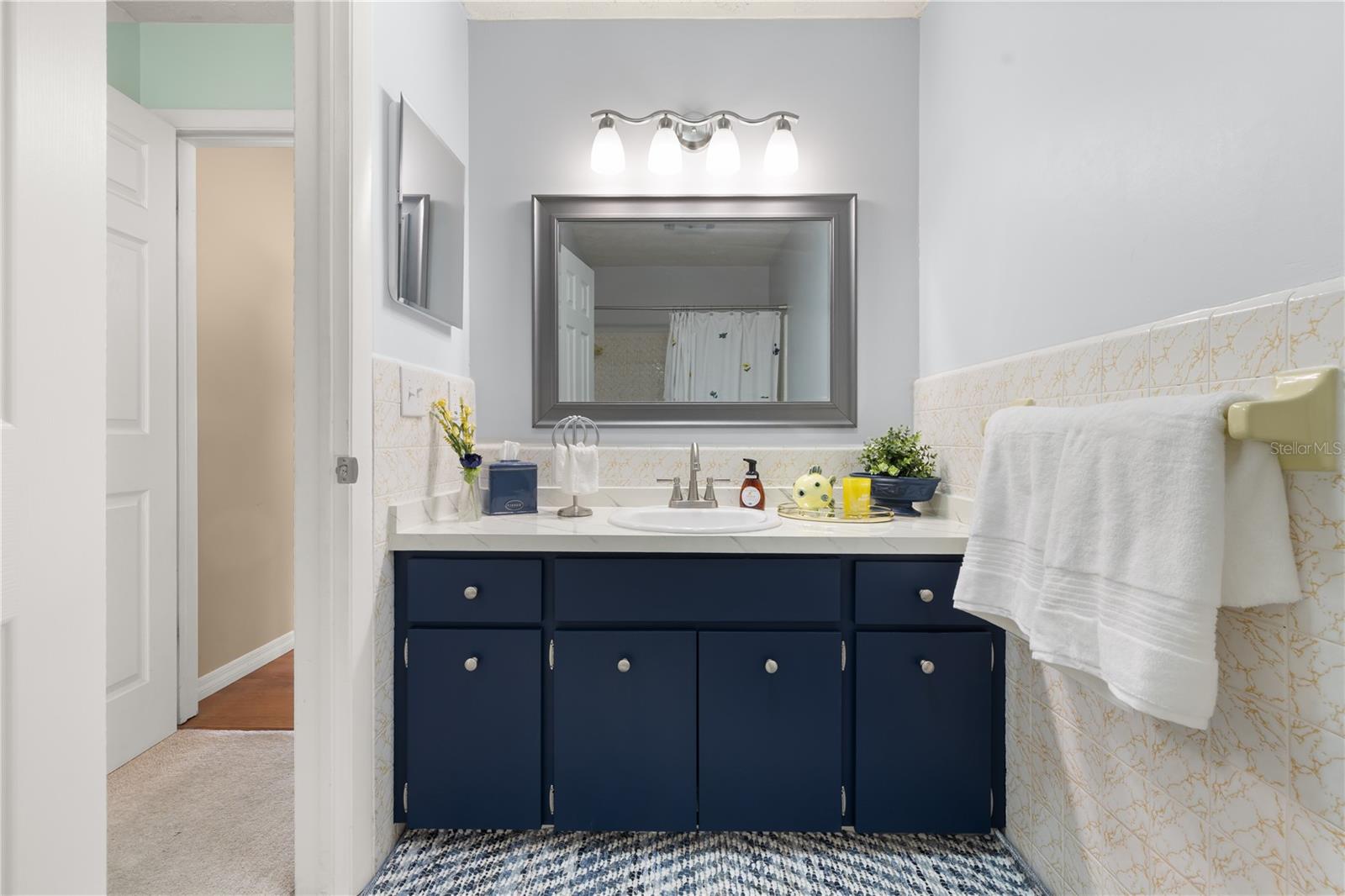 Image 37 of 52 For 601 Robert Street