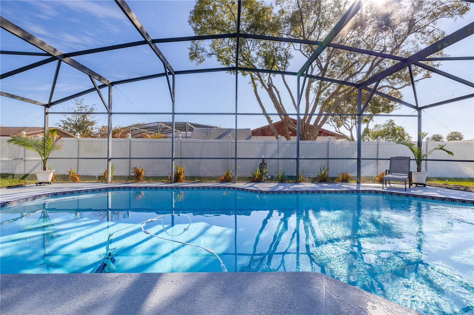 Image 43 of 52 For 601 Robert Street