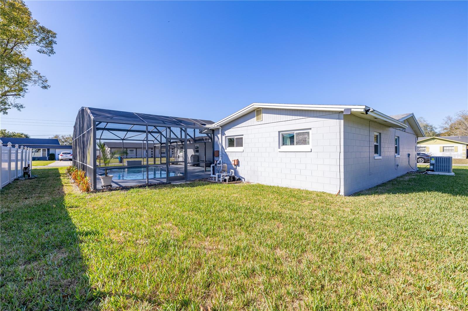 Image 51 of 52 For 601 Robert Street