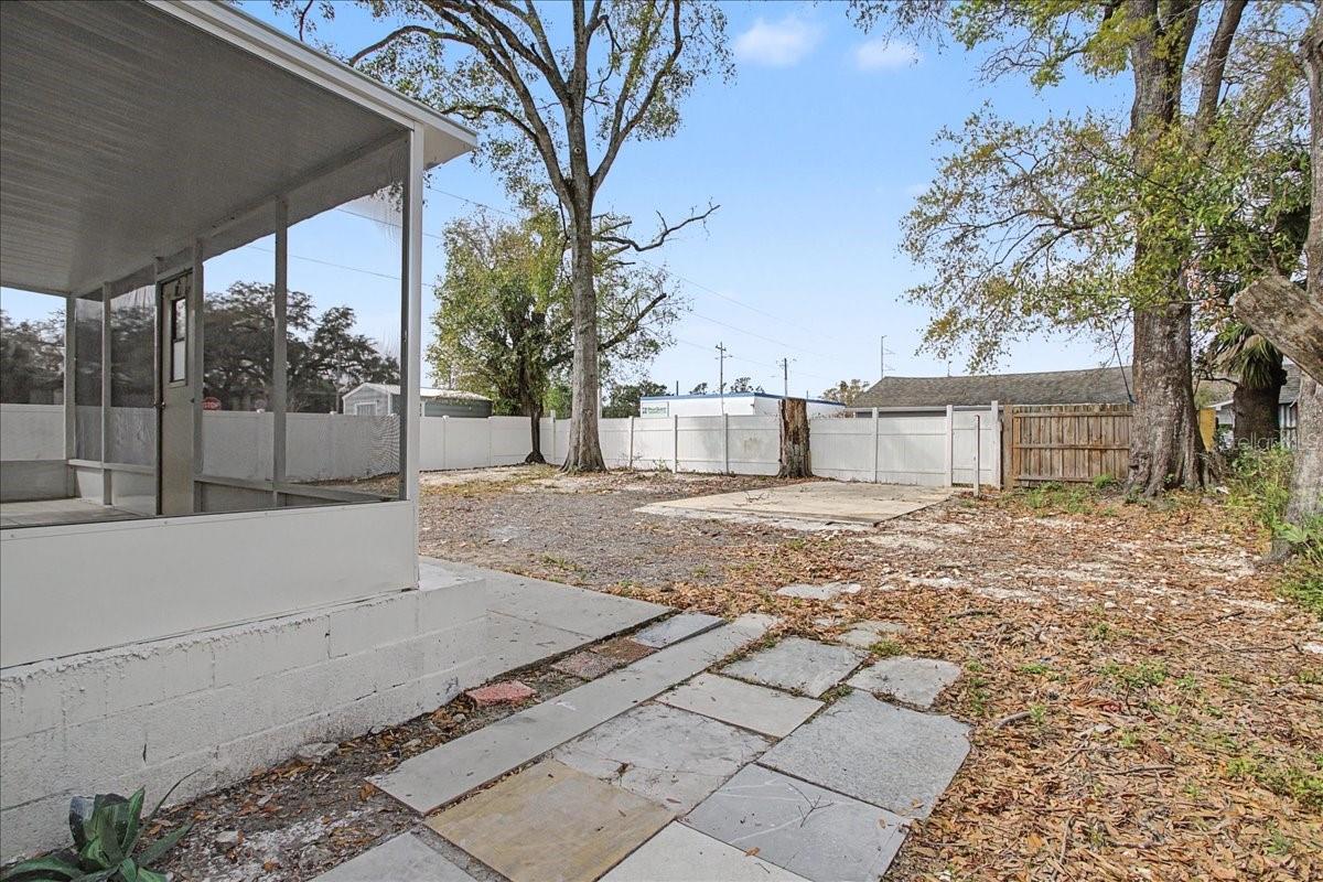 Image 40 of 49 For 4004 Munro Street