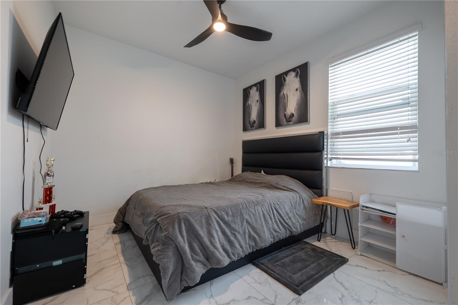 Image 23 of 34 For 3401 Canvas Street