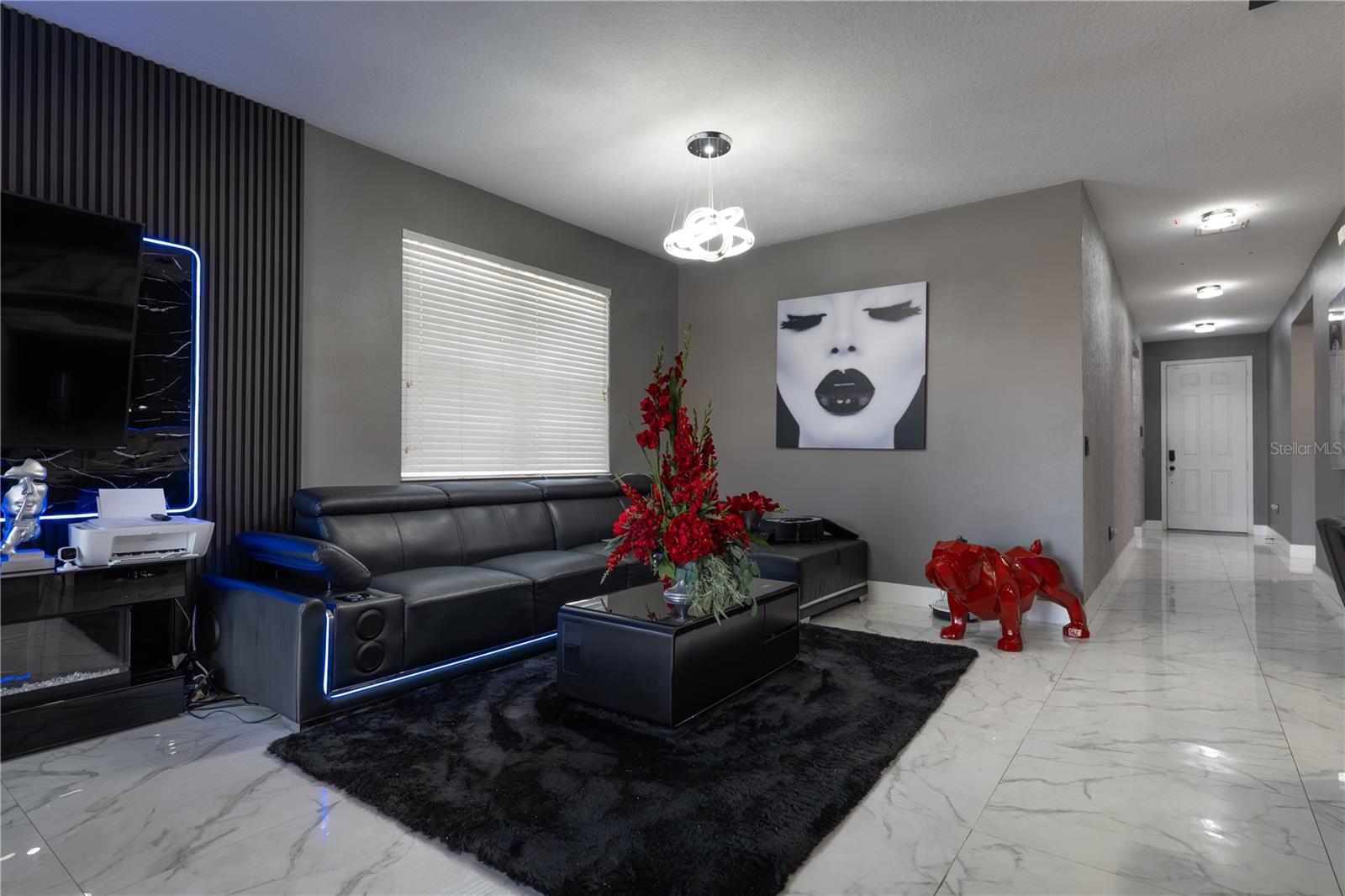 Image 8 of 34 For 3401 Canvas Street