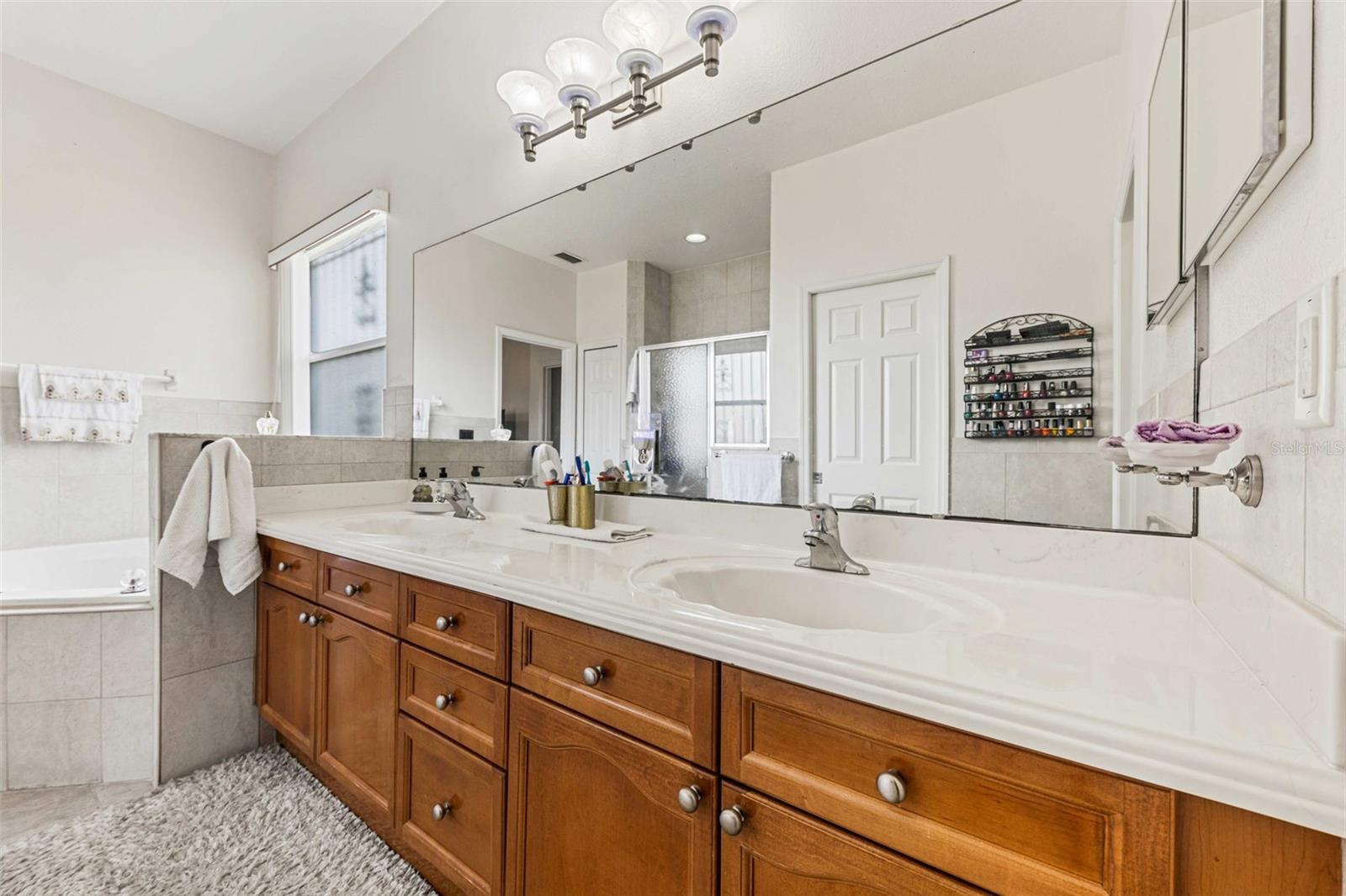 Image 12 of 33 For 885 Adour Drive