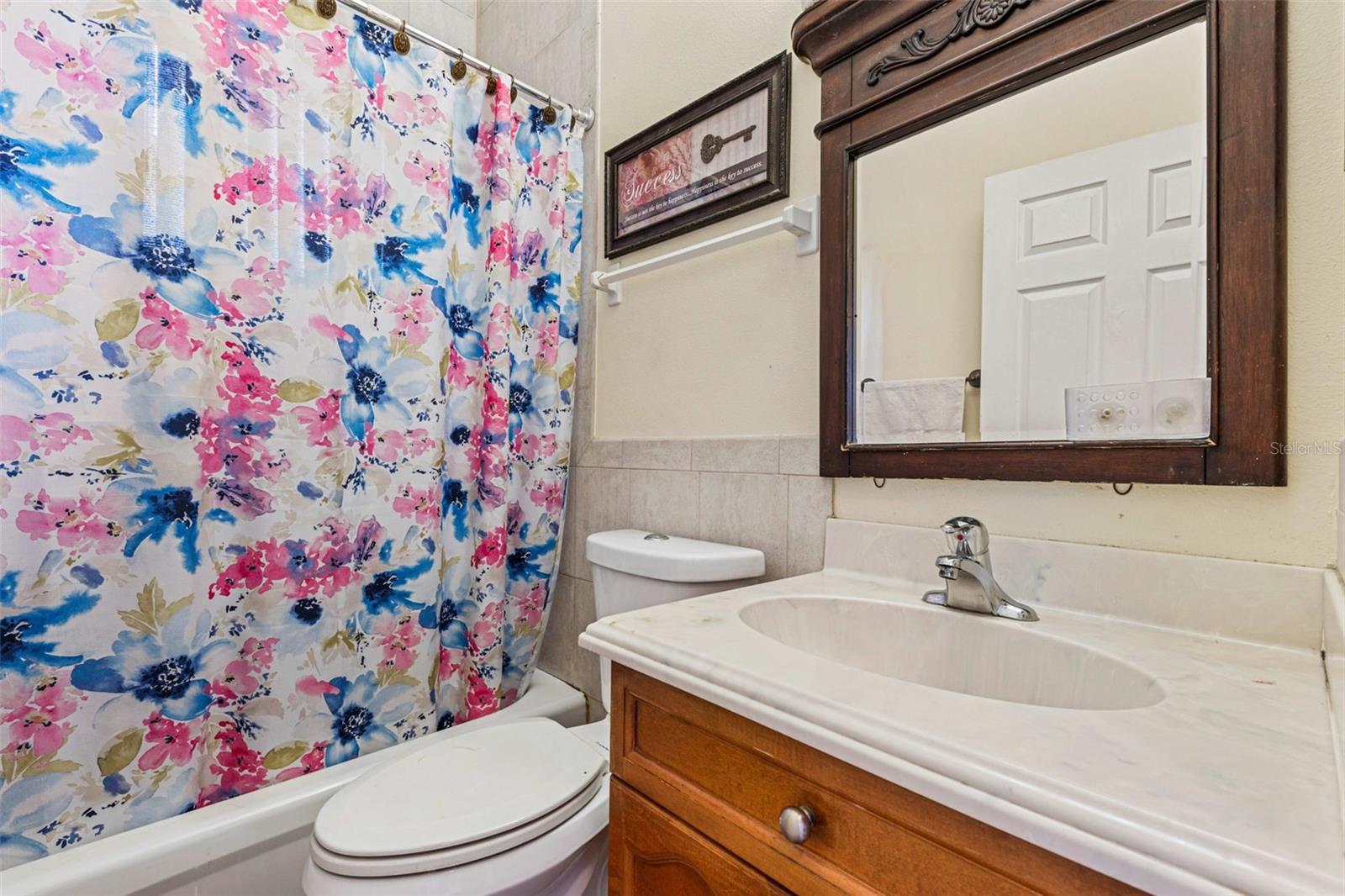 Image 21 of 33 For 885 Adour Drive