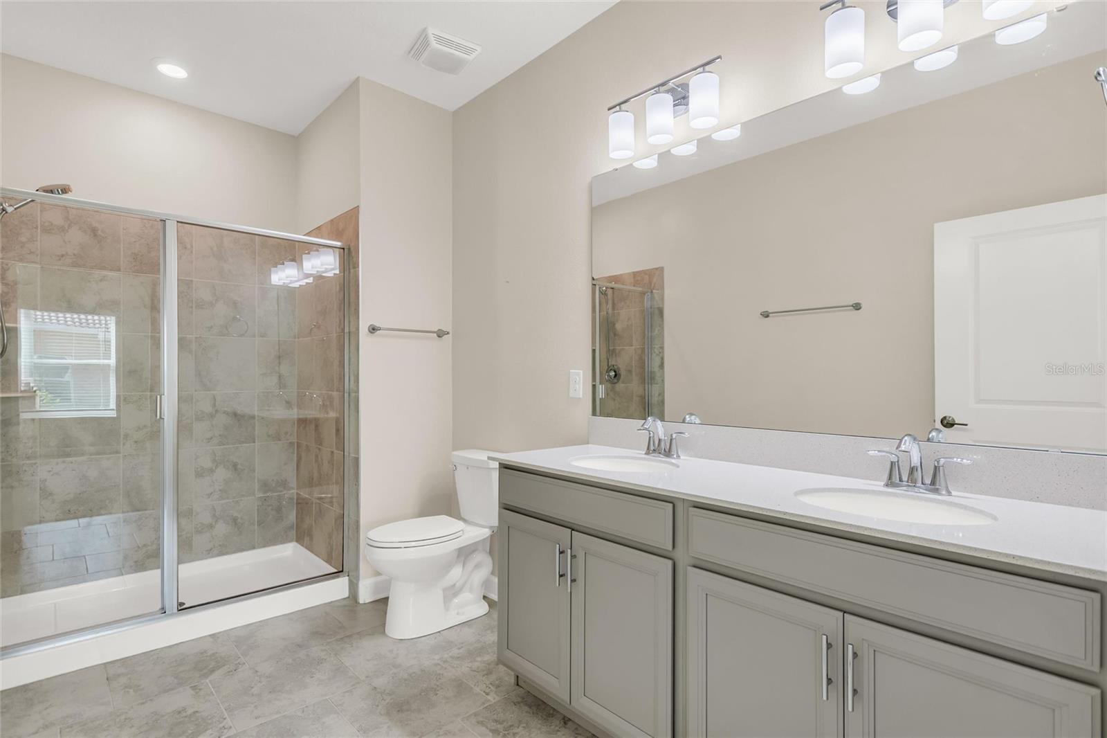 Image 17 of 60 For 1000 Blackwolf Run Road