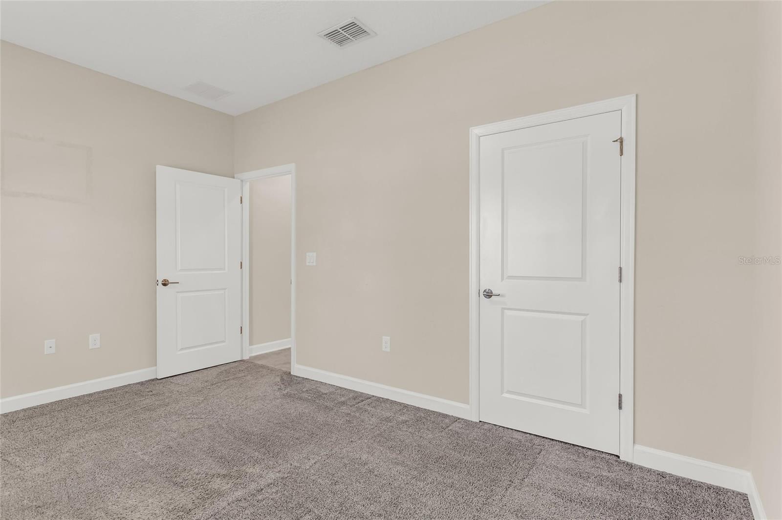 Image 24 of 60 For 1000 Blackwolf Run Road