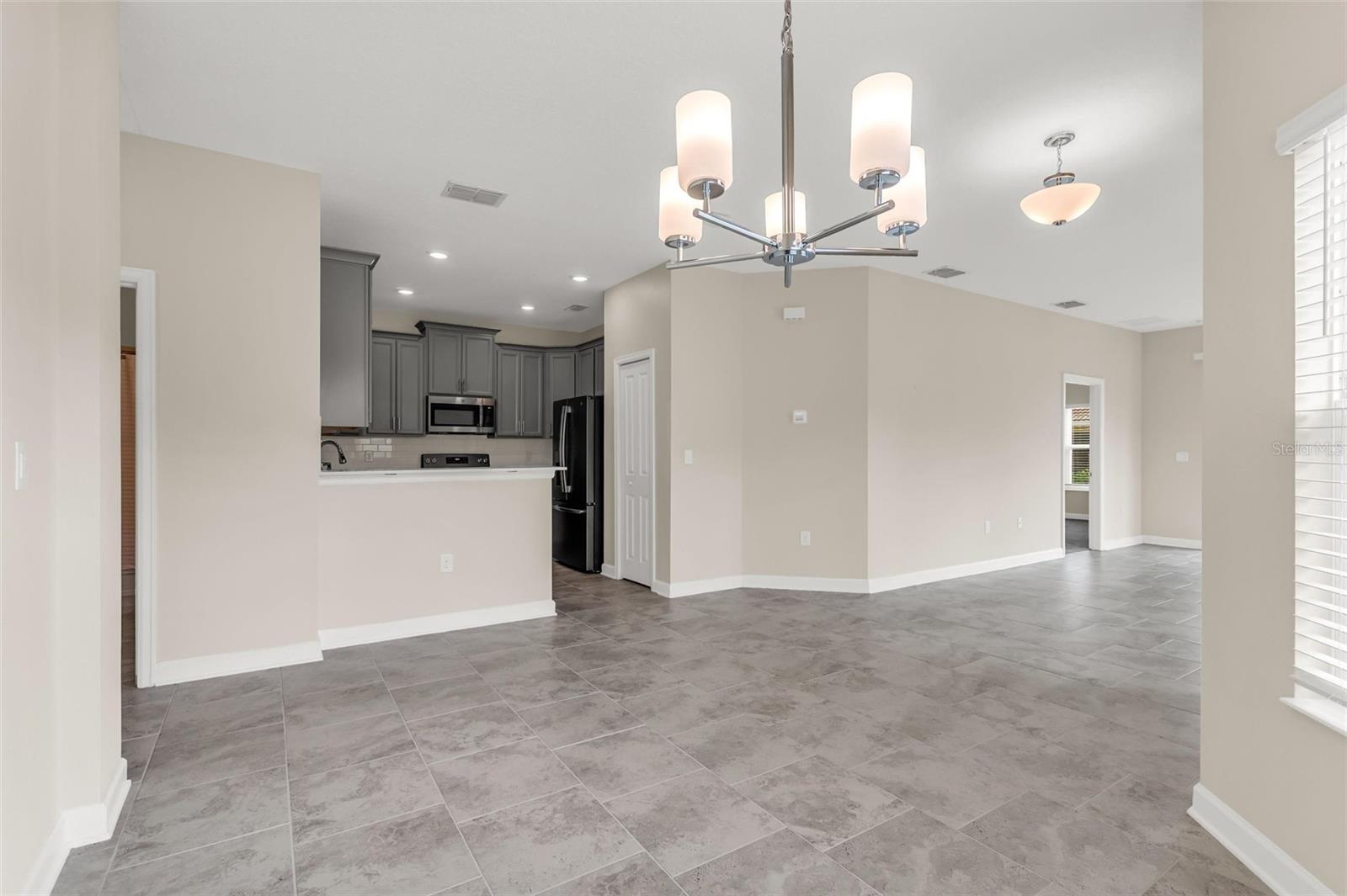 Image 6 of 60 For 1000 Blackwolf Run Road