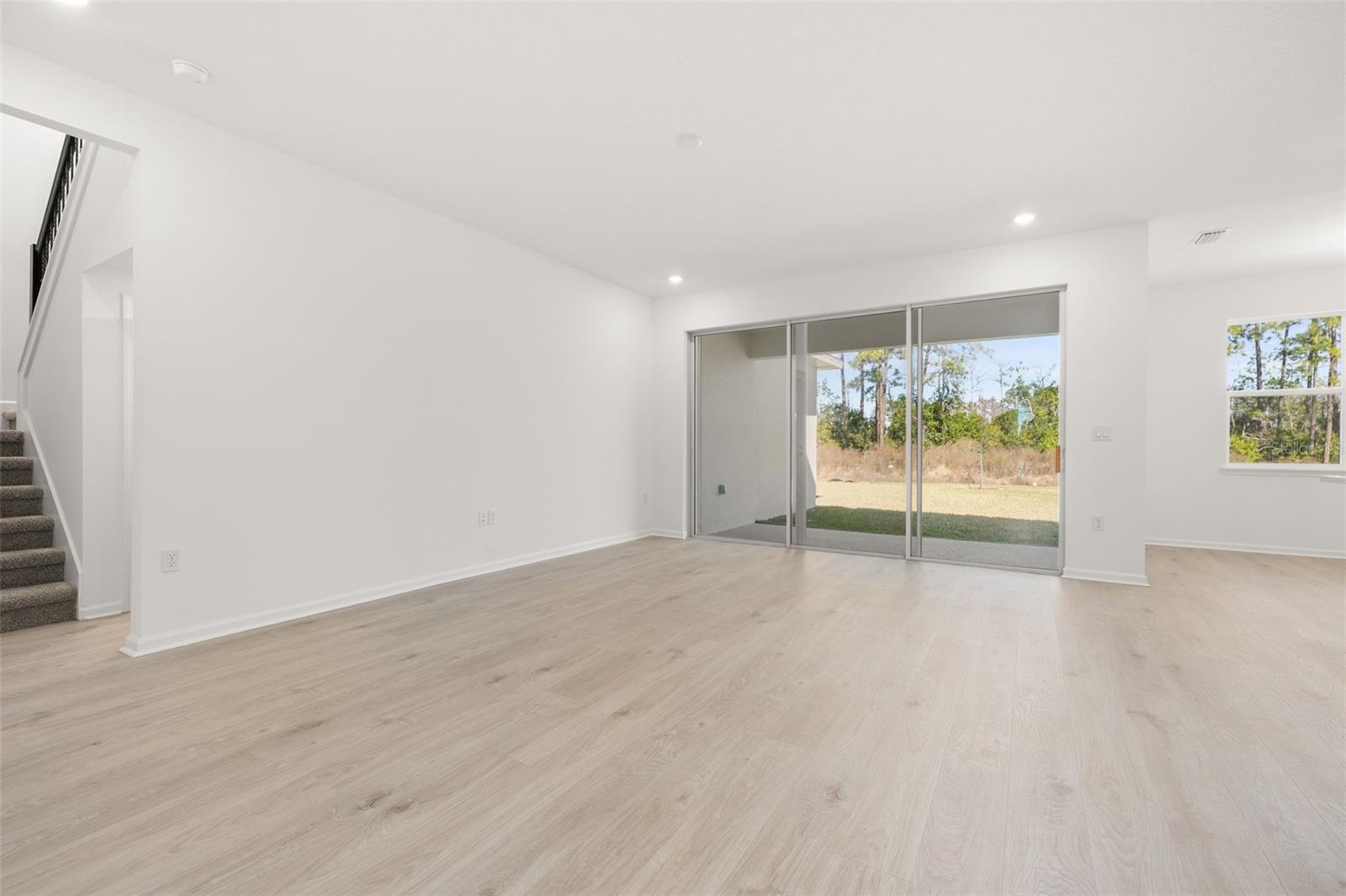 Image 18 of 35 For 13386 Peaceful Melody Drive