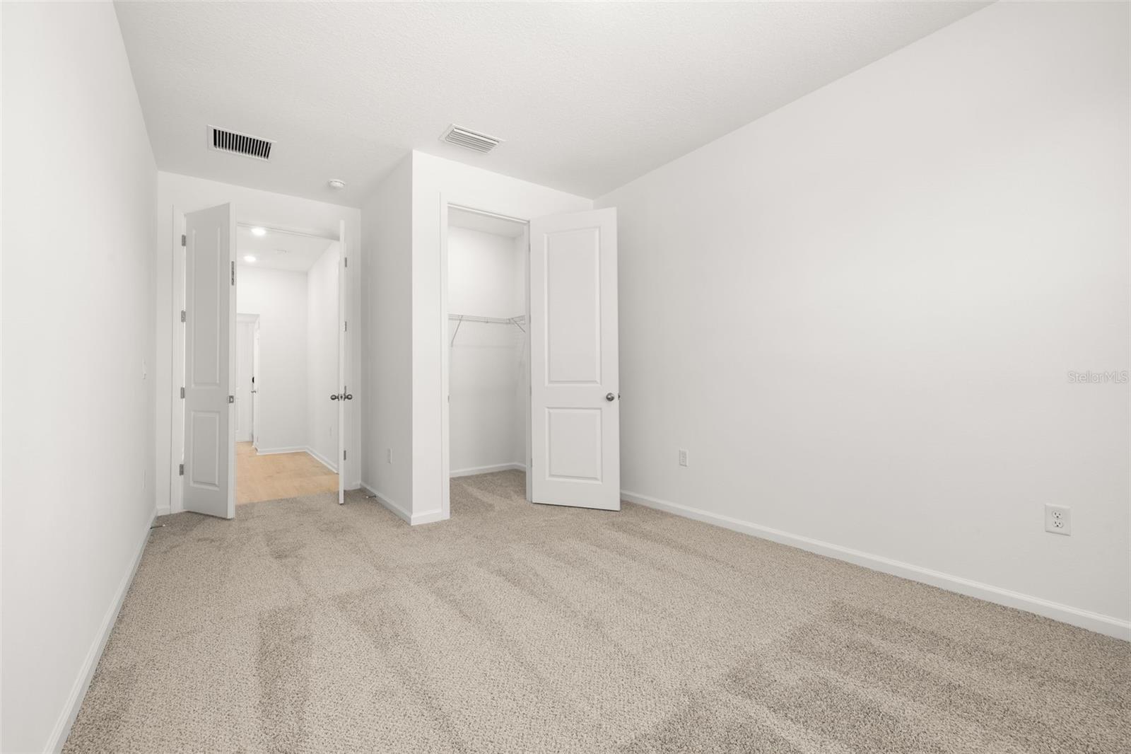 Image 21 of 35 For 13386 Peaceful Melody Drive