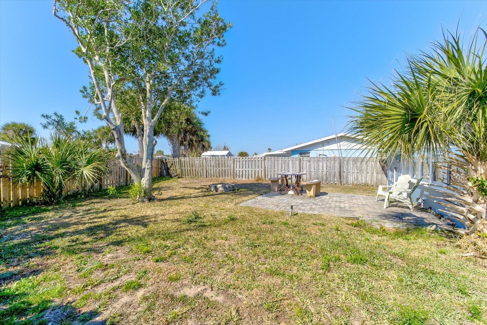 Image 22 of 36 For 22 Palm Drive