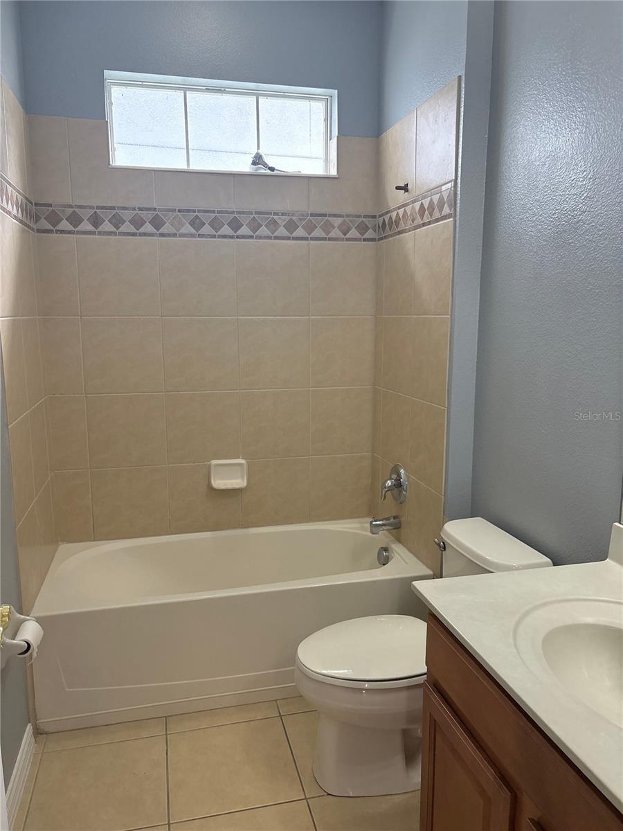 Image 10 of 15 For 8808 Abbey Leaf Lane