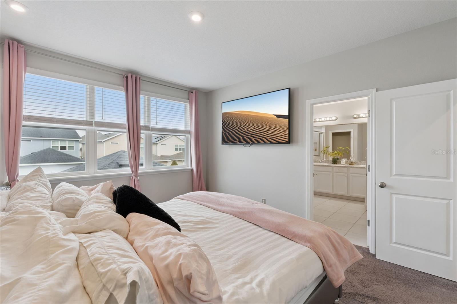 Image 23 of 50 For 4642 Prairie Creek Street