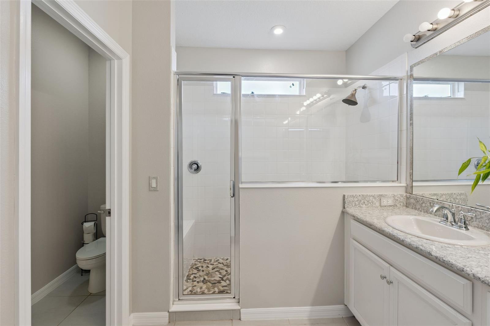 Image 28 of 50 For 4642 Prairie Creek Street