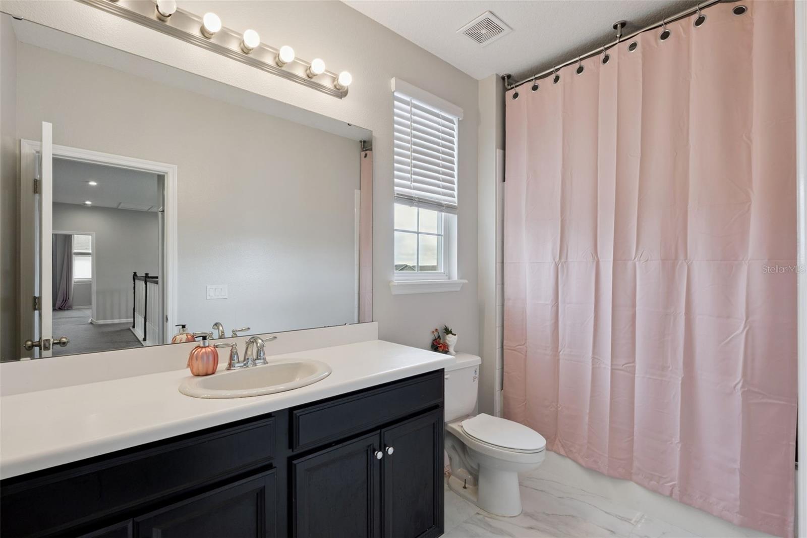 Image 31 of 50 For 4642 Prairie Creek Street