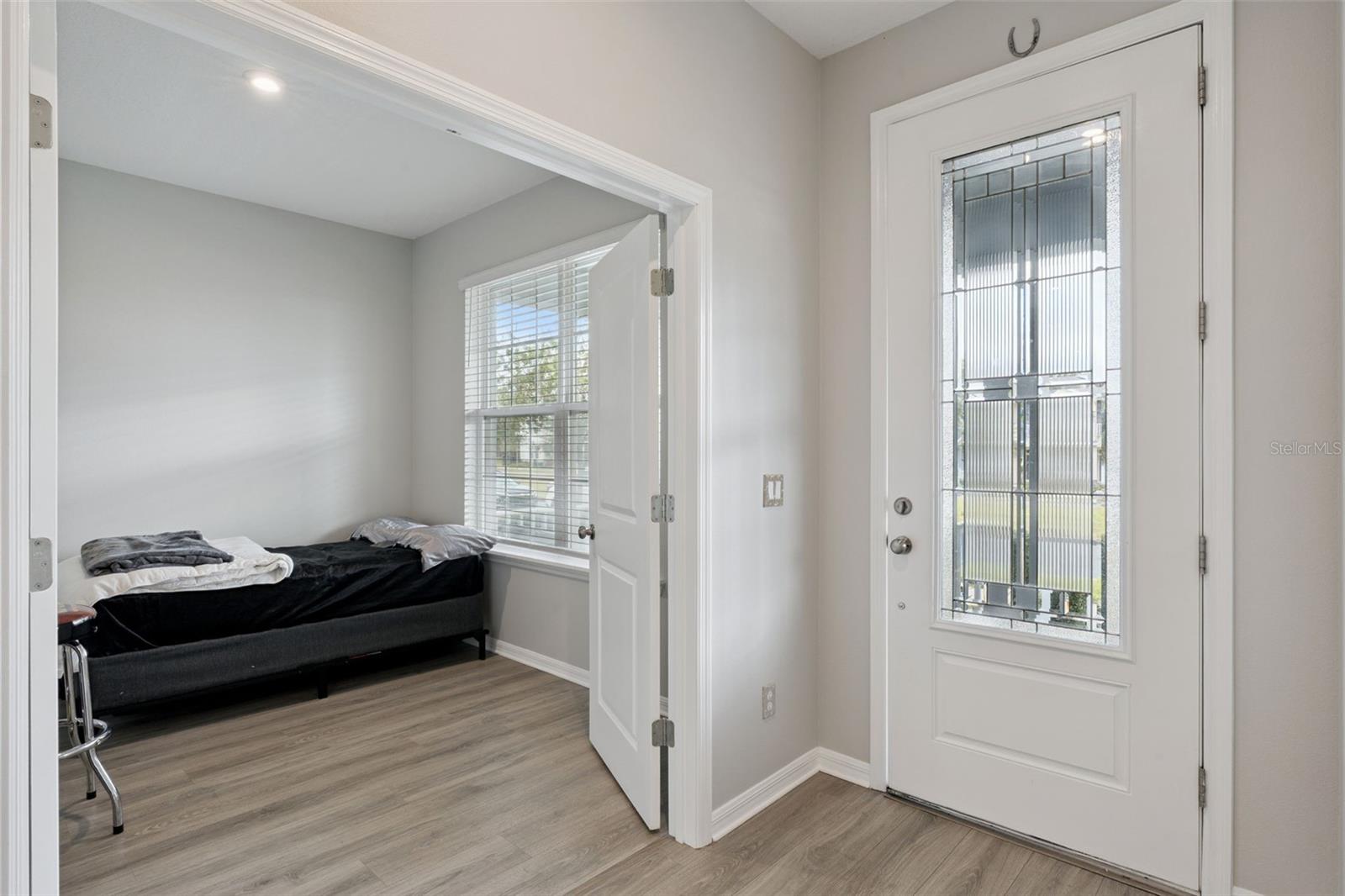 Image 5 of 50 For 4642 Prairie Creek Street