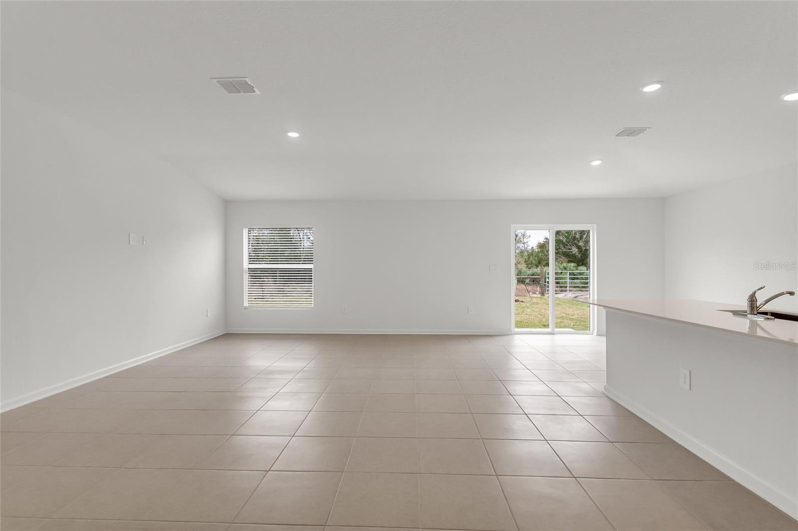 Image 11 of 42 For 5470 Lewishan Dr