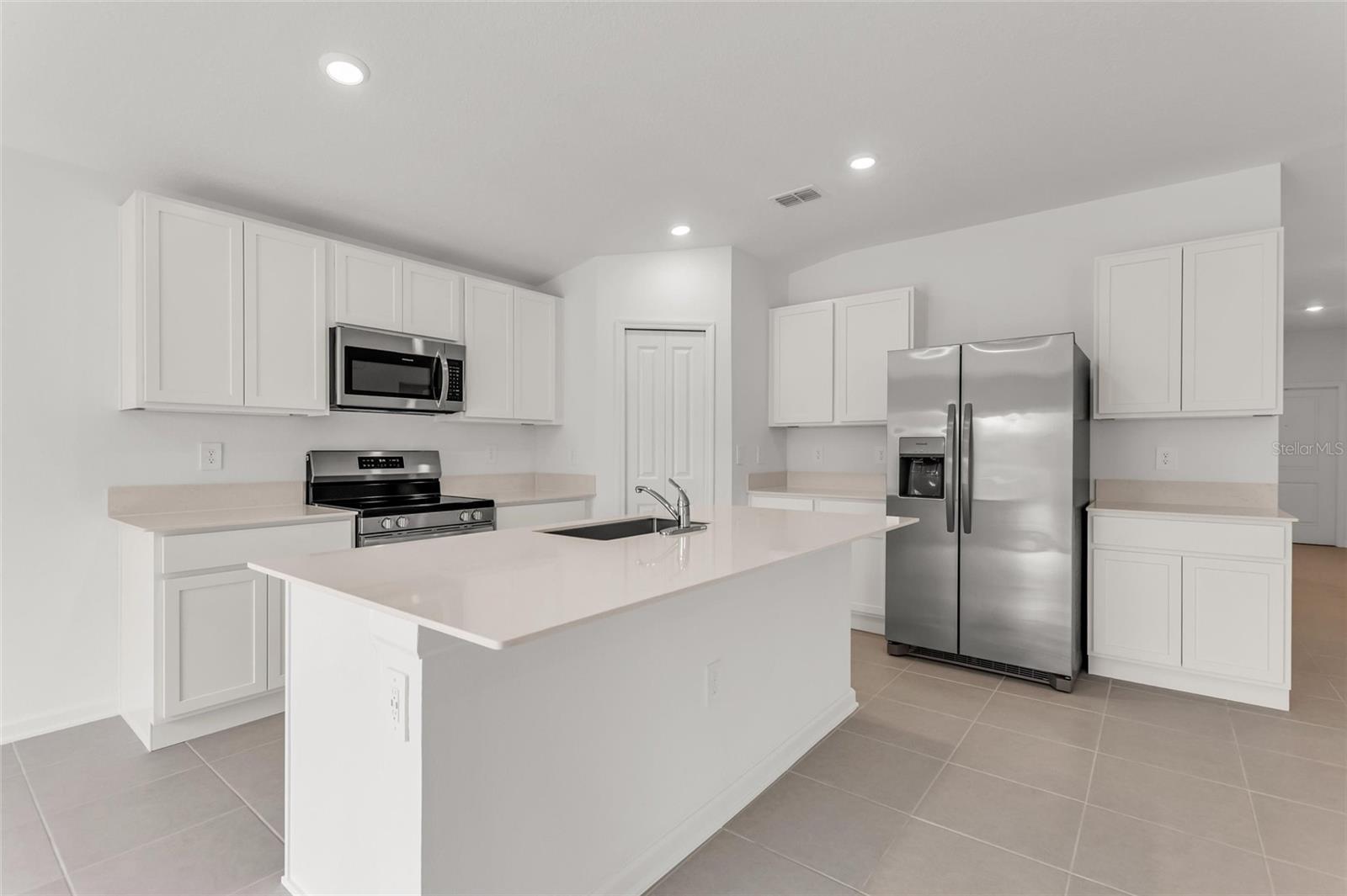 Image 14 of 42 For 5470 Lewishan Dr