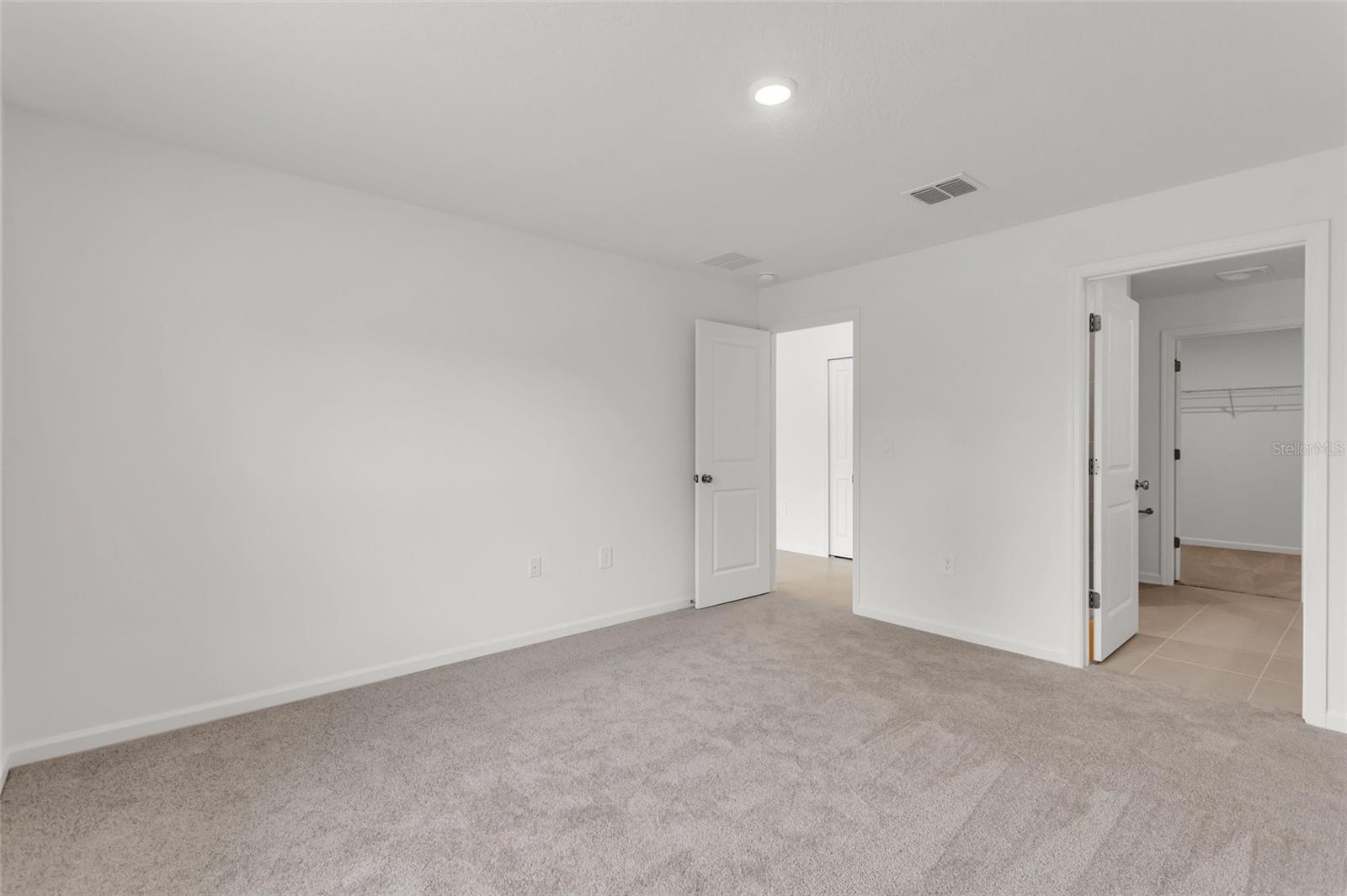 Image 23 of 42 For 5470 Lewishan Dr