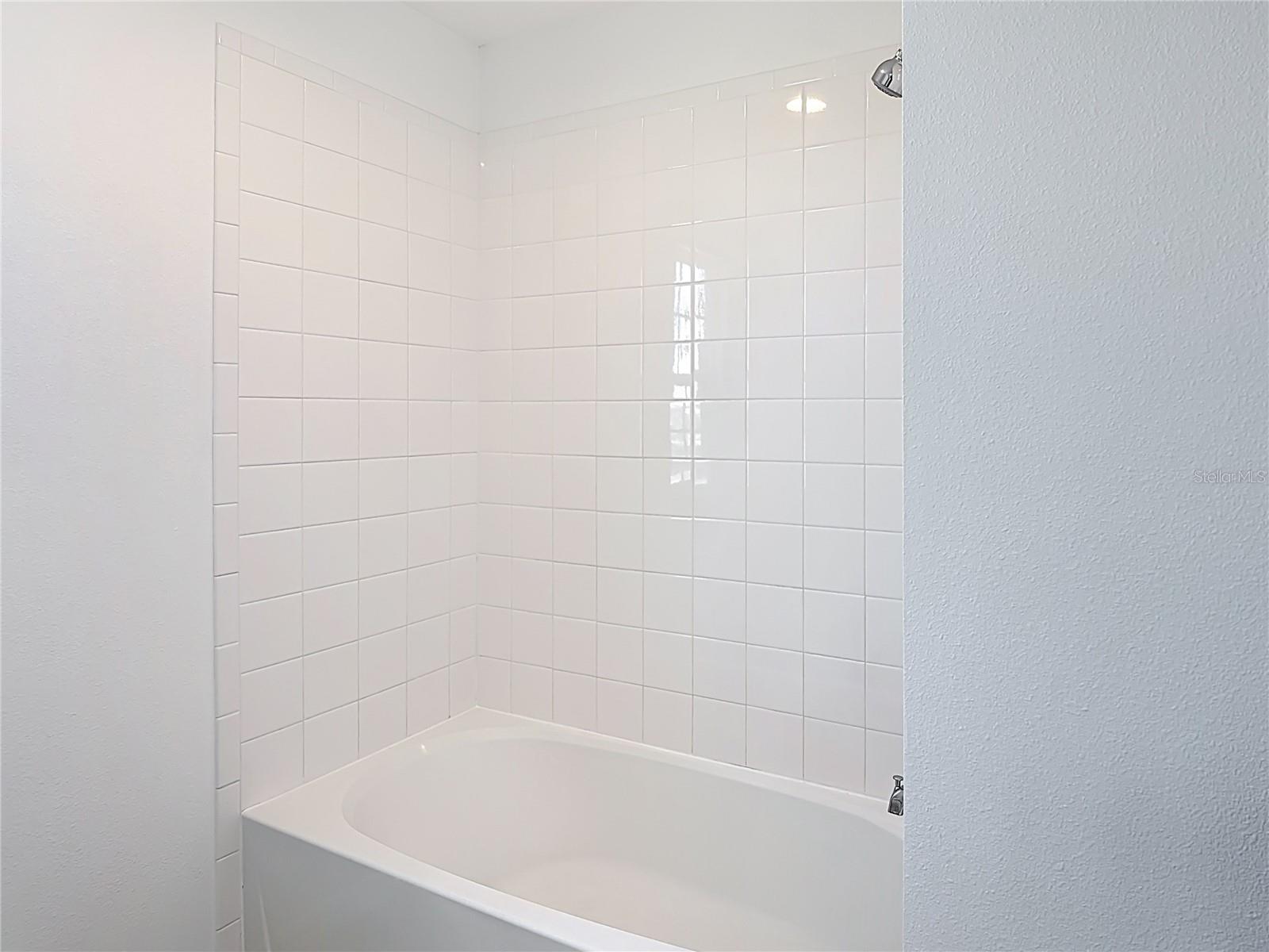 Image 22 of 43 For 652 Samuel Place