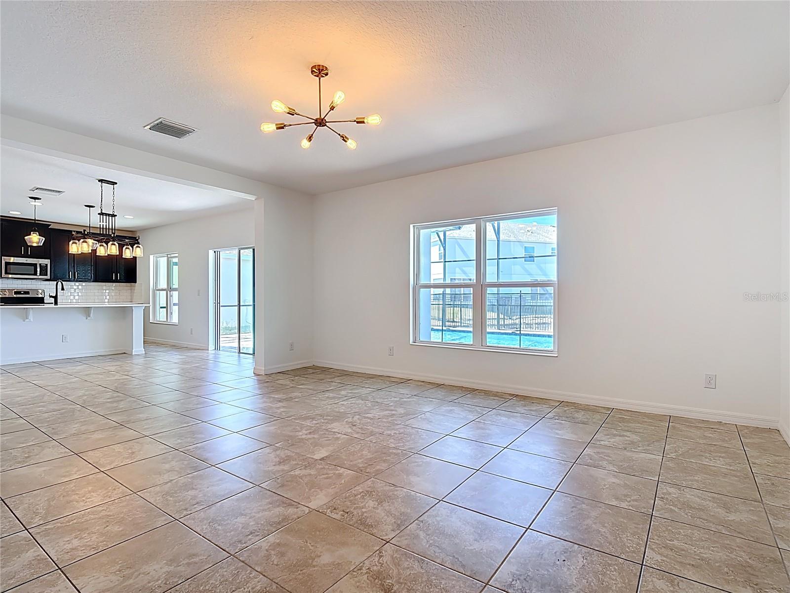 Image 8 of 43 For 652 Samuel Place