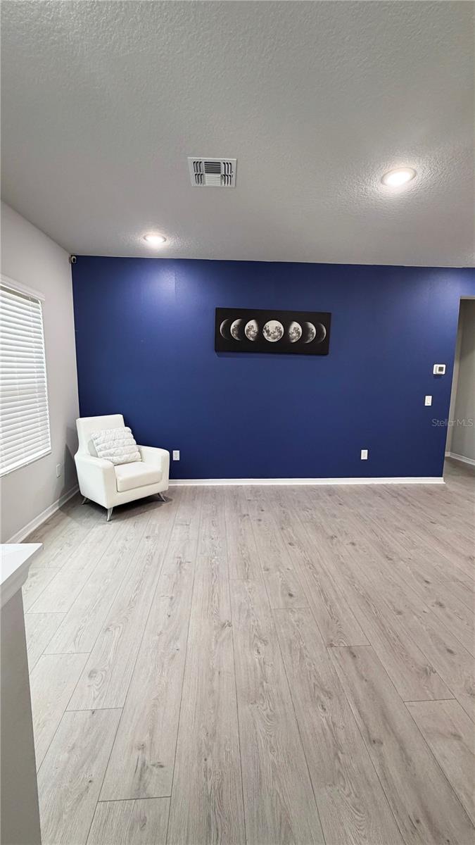 Image 6 of 14 For 4320 Peace Lily Drive