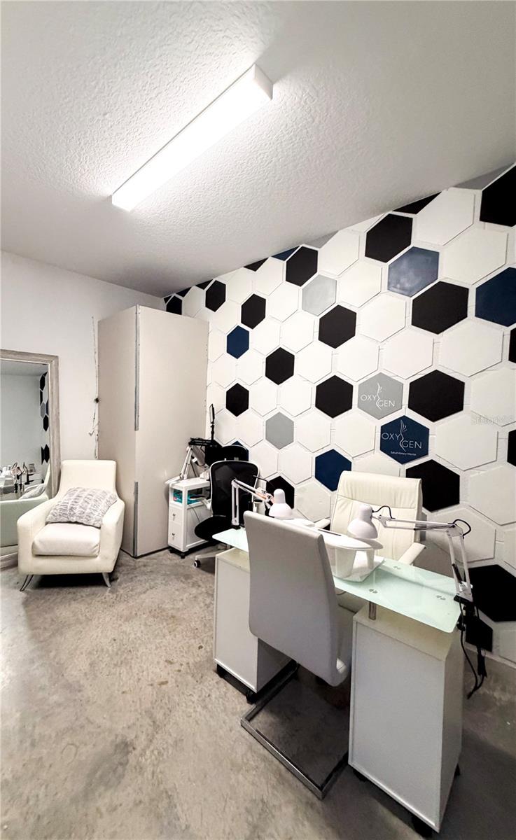 Image 7 of 14 For 4320 Peace Lily Drive