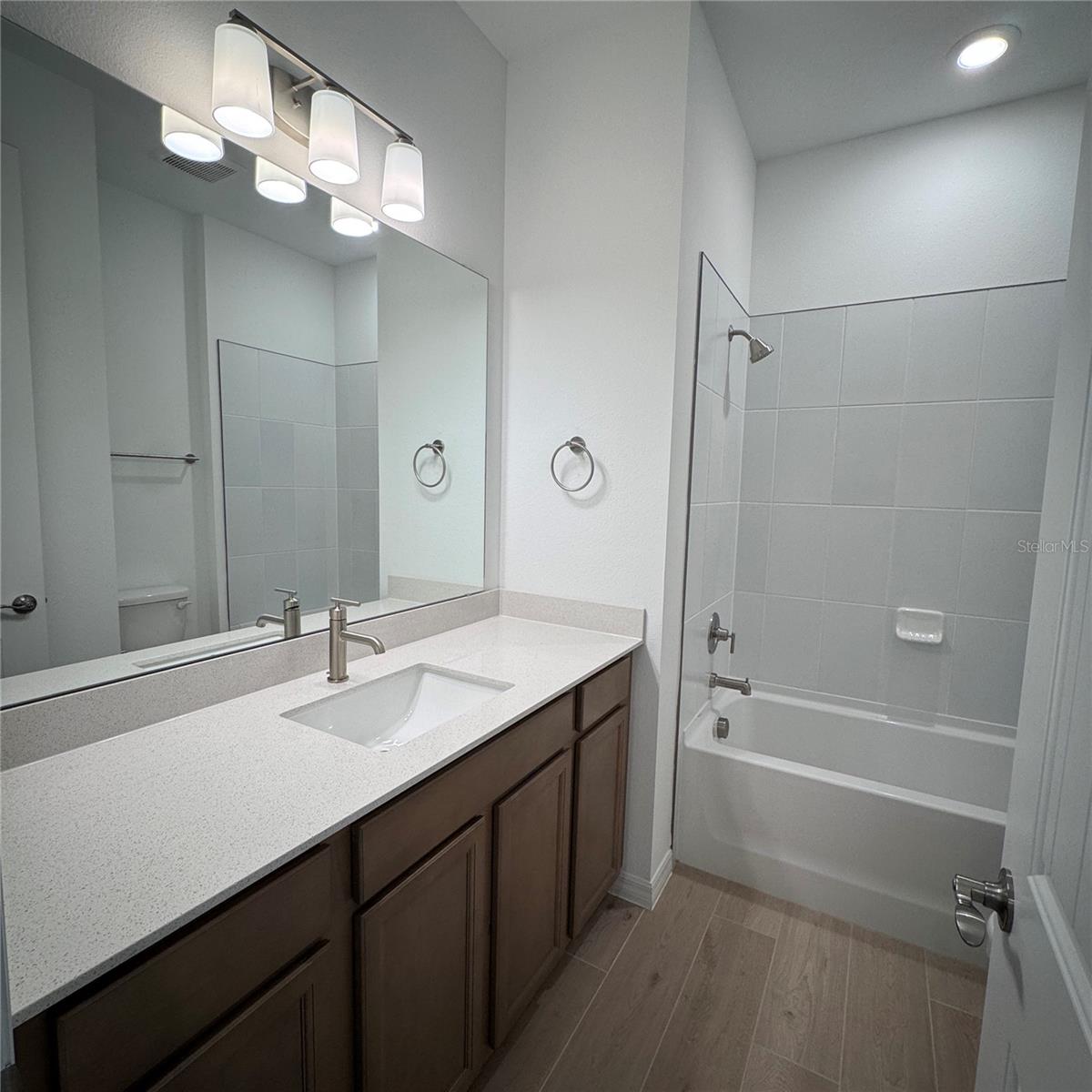 Image 4 of 20 For 5792 Dancing Willow Street