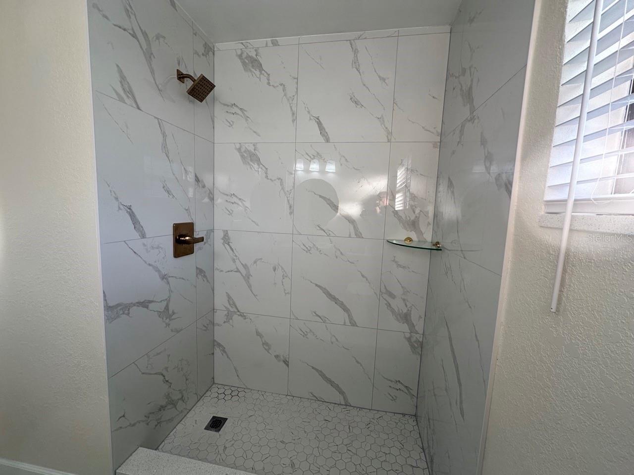 Image 6 of 17 For 5618 Aileen Drive