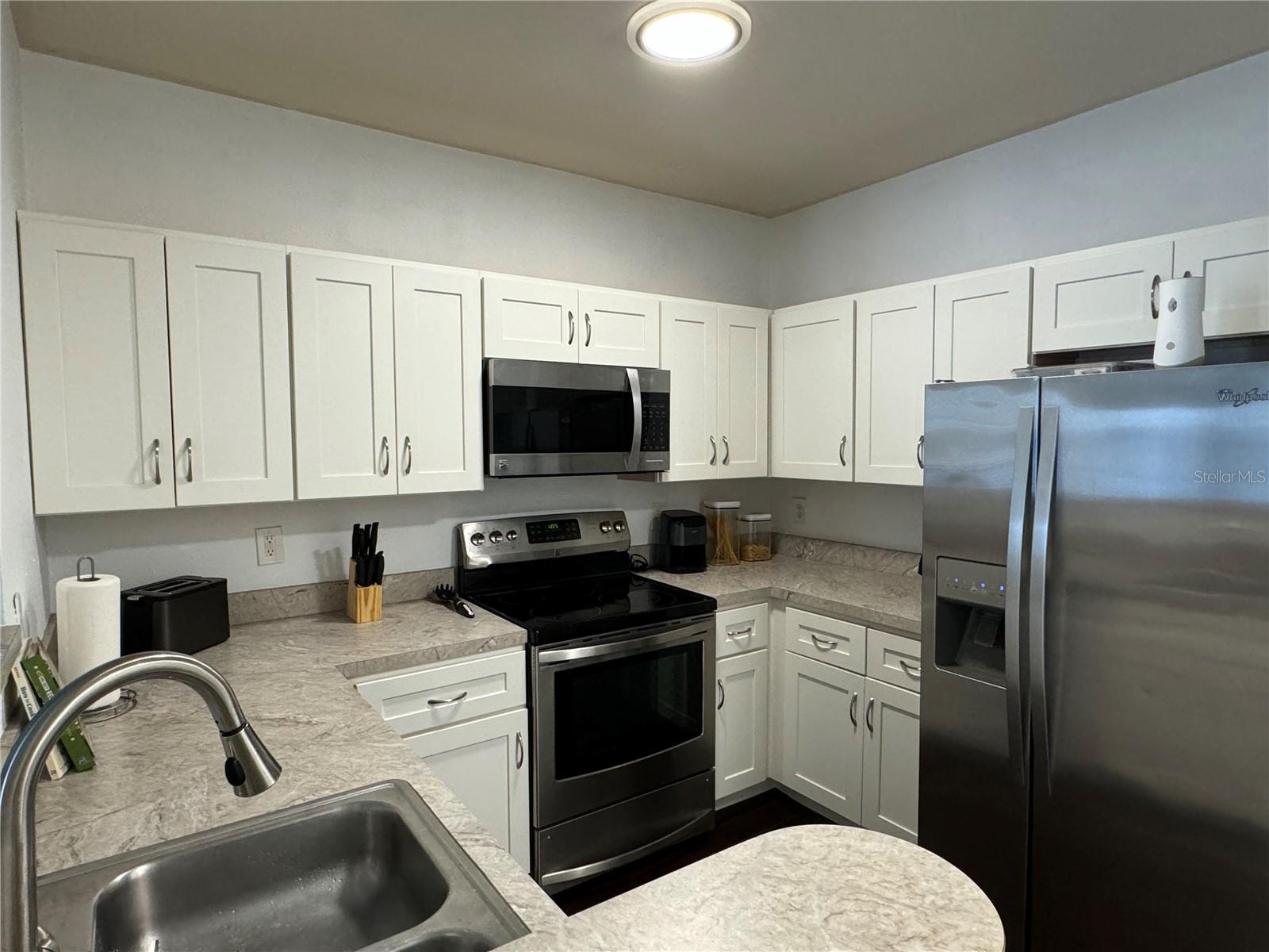 Image 12 of 20 For 300 South Street 6004