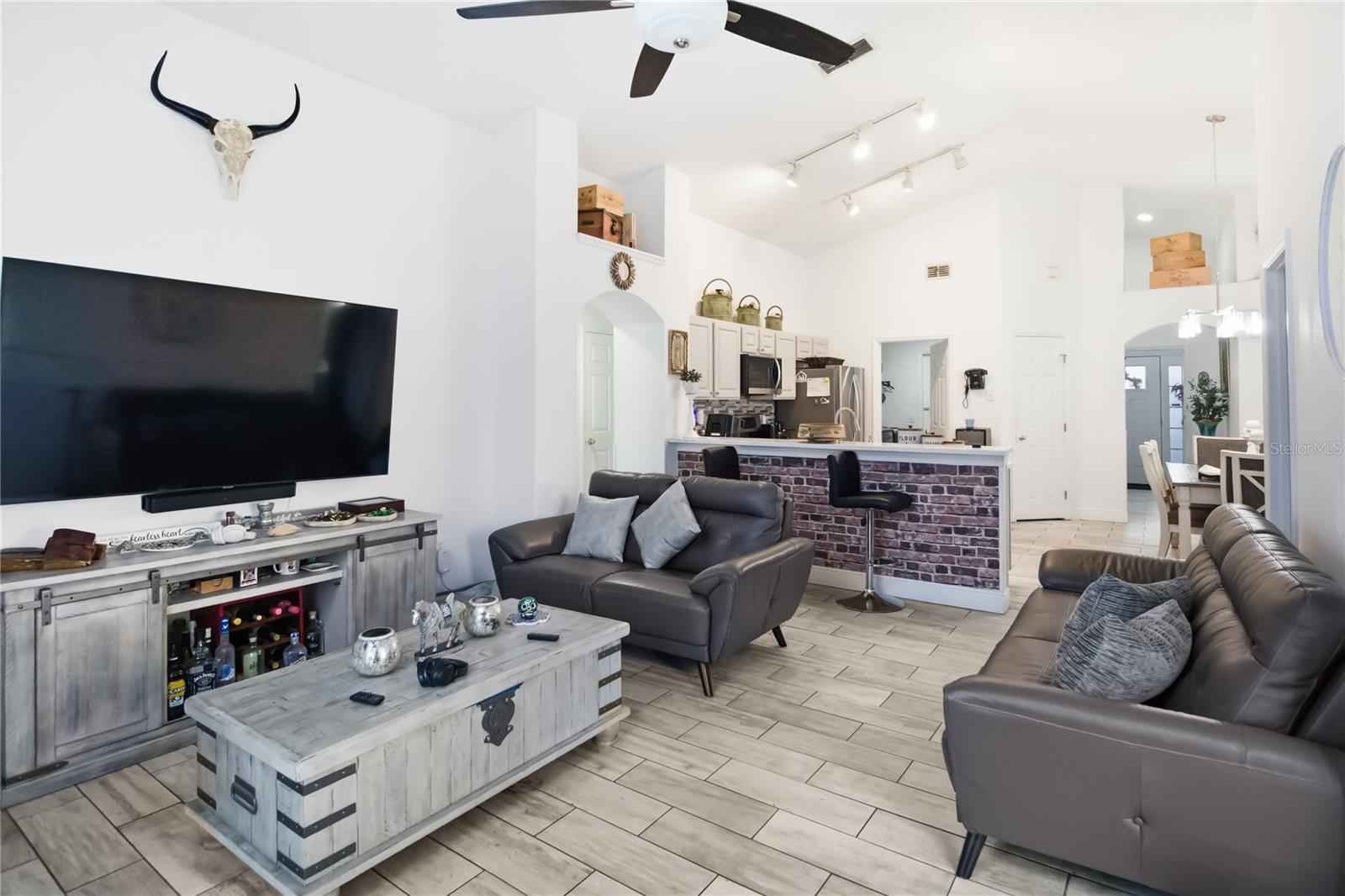 Image 10 of 28 For 1109 Liberty Hall Drive