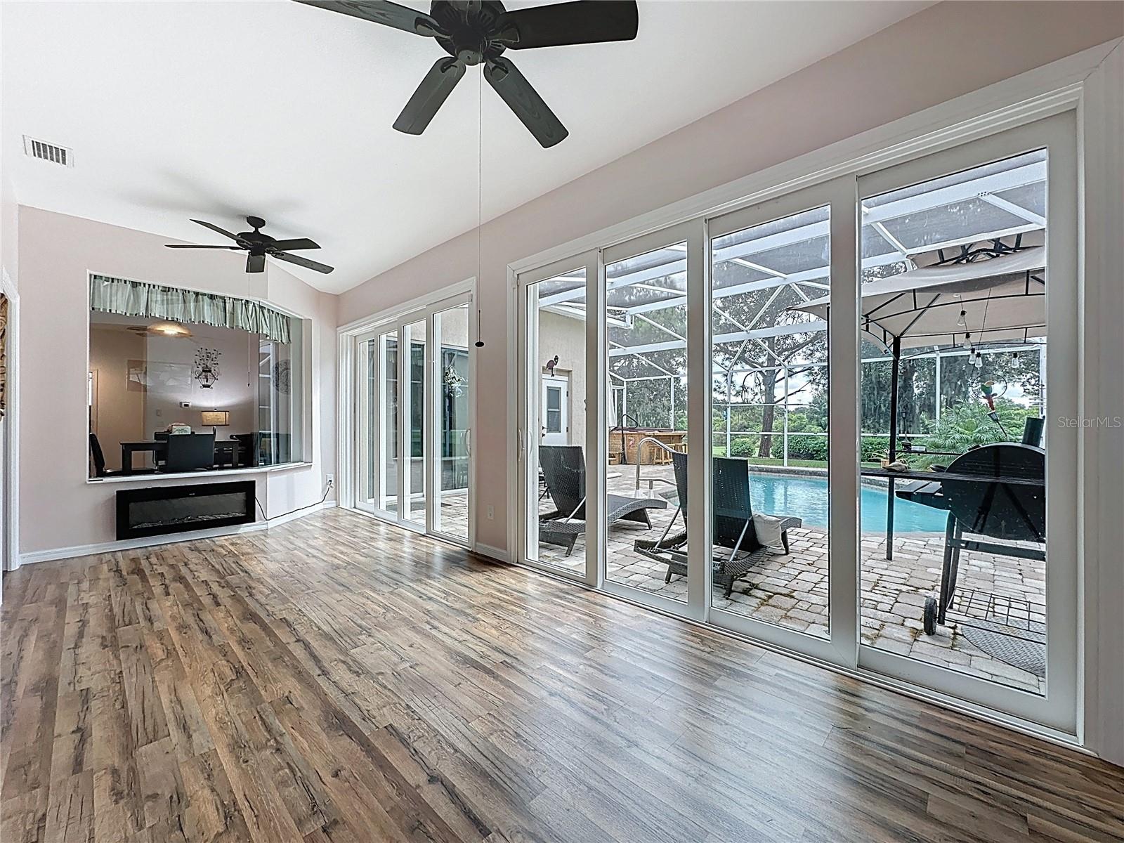 Image 33 of 89 For 1646 Dunes Court