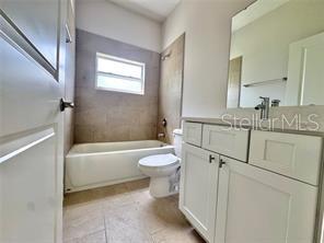 Image 10 of 12 For 2427 Continental Boulevard