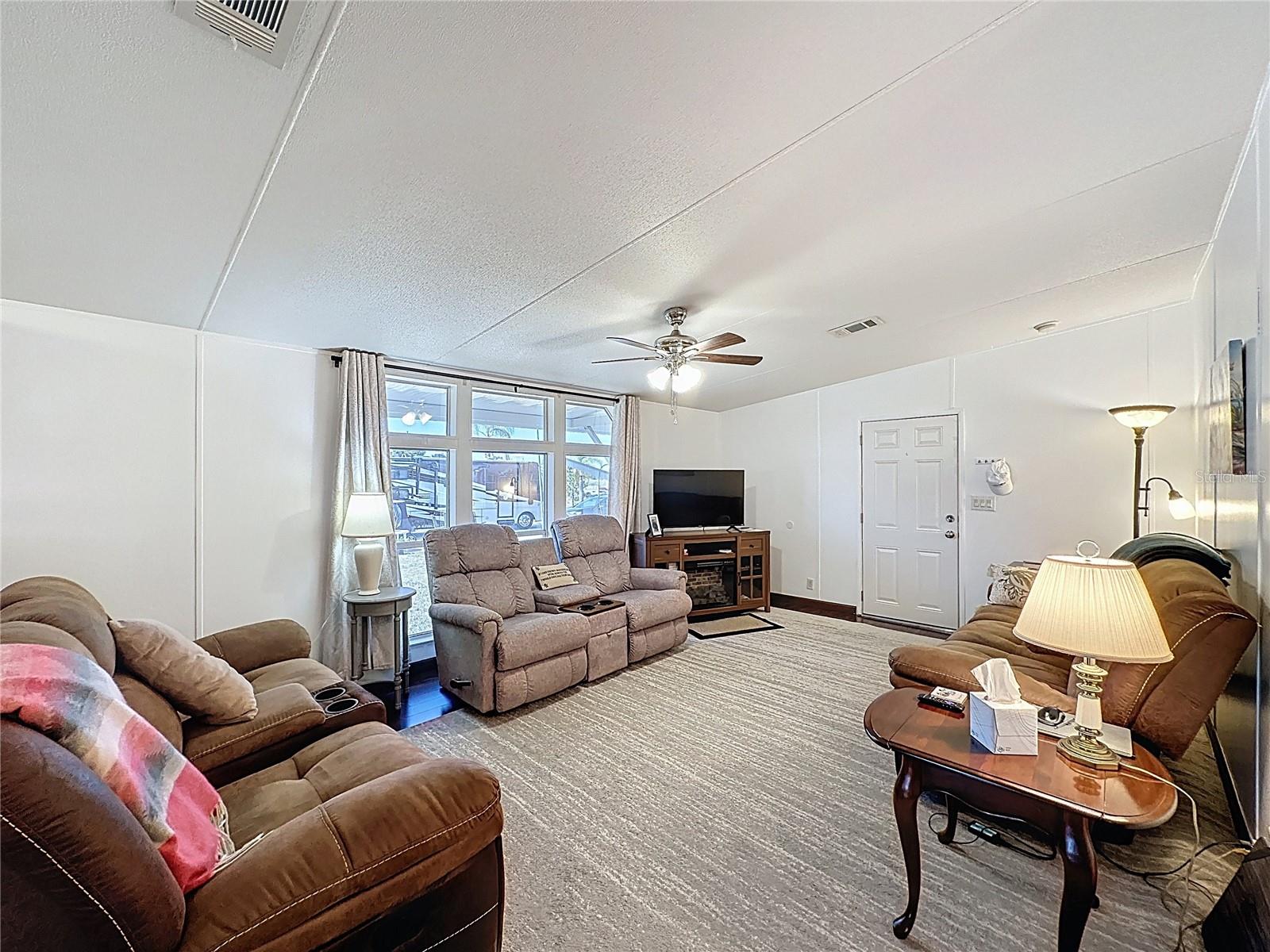 Image 13 of 38 For 251 Patterson Road I3