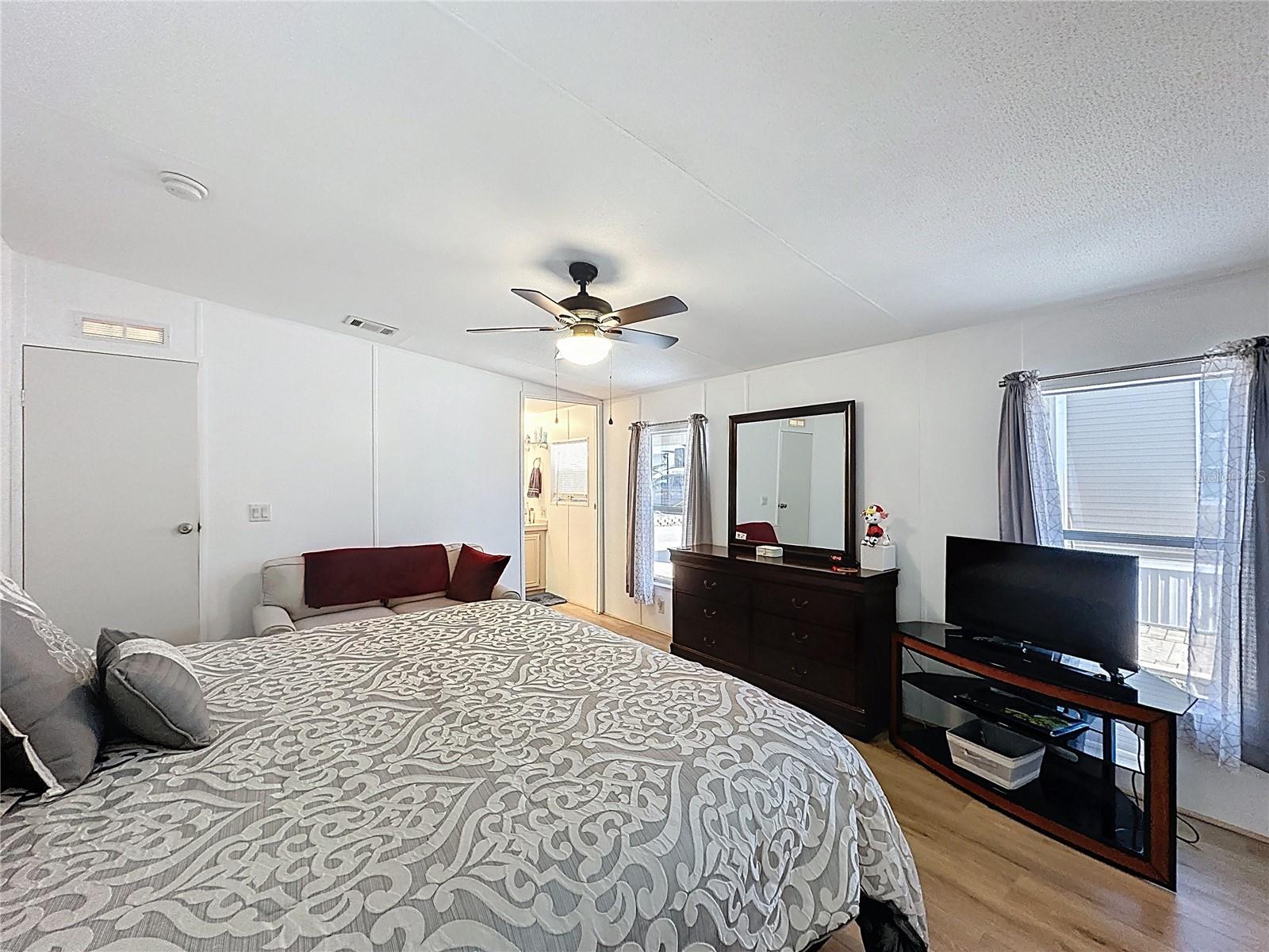 Image 25 of 38 For 251 Patterson Road I3