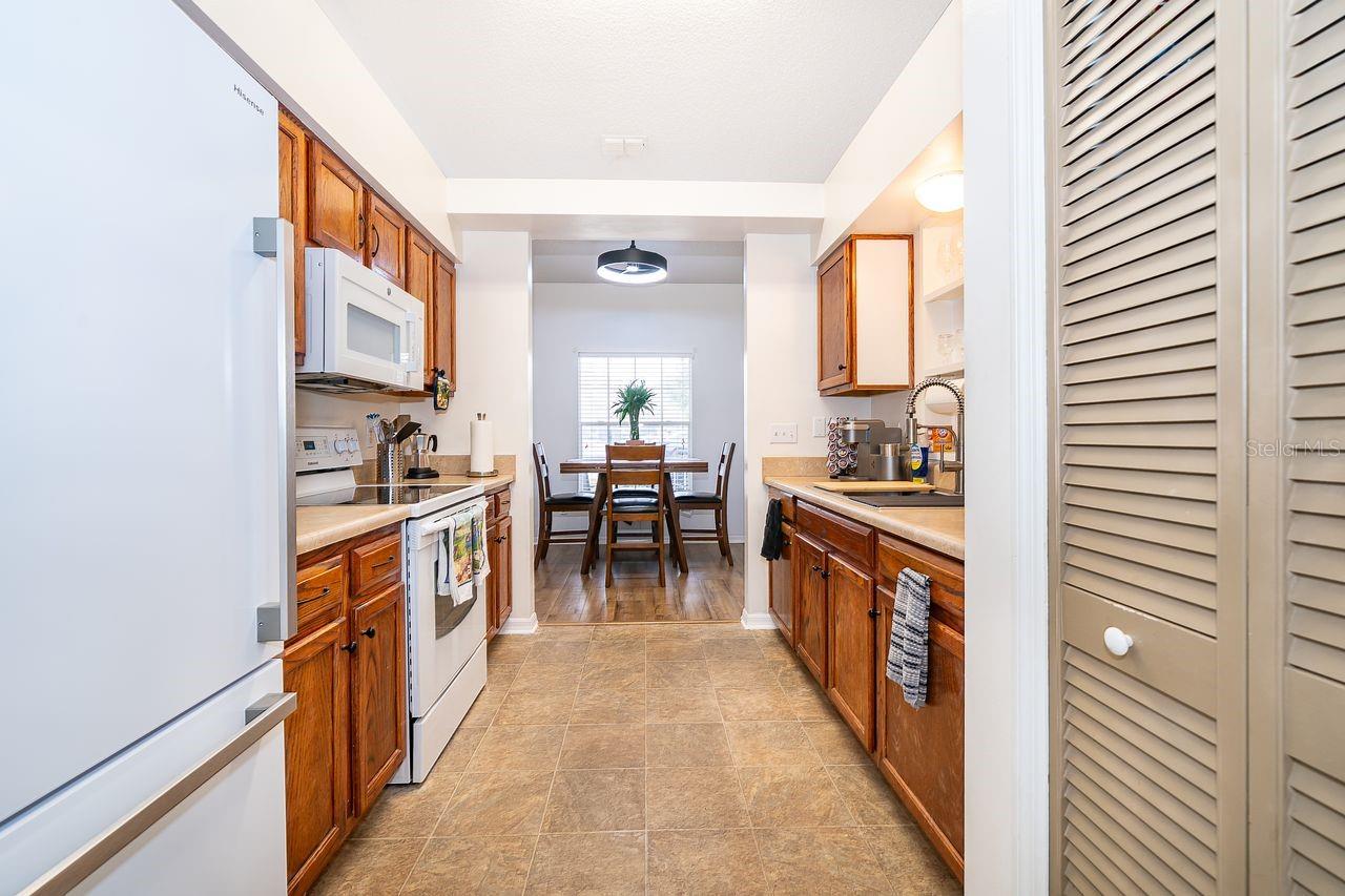 Image 13 of 31 For 25741 Belle Helene