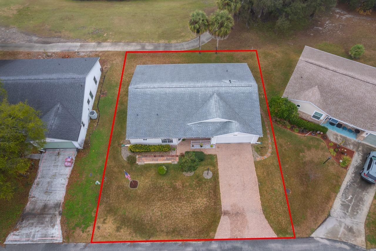 Image 22 of 31 For 25741 Belle Helene