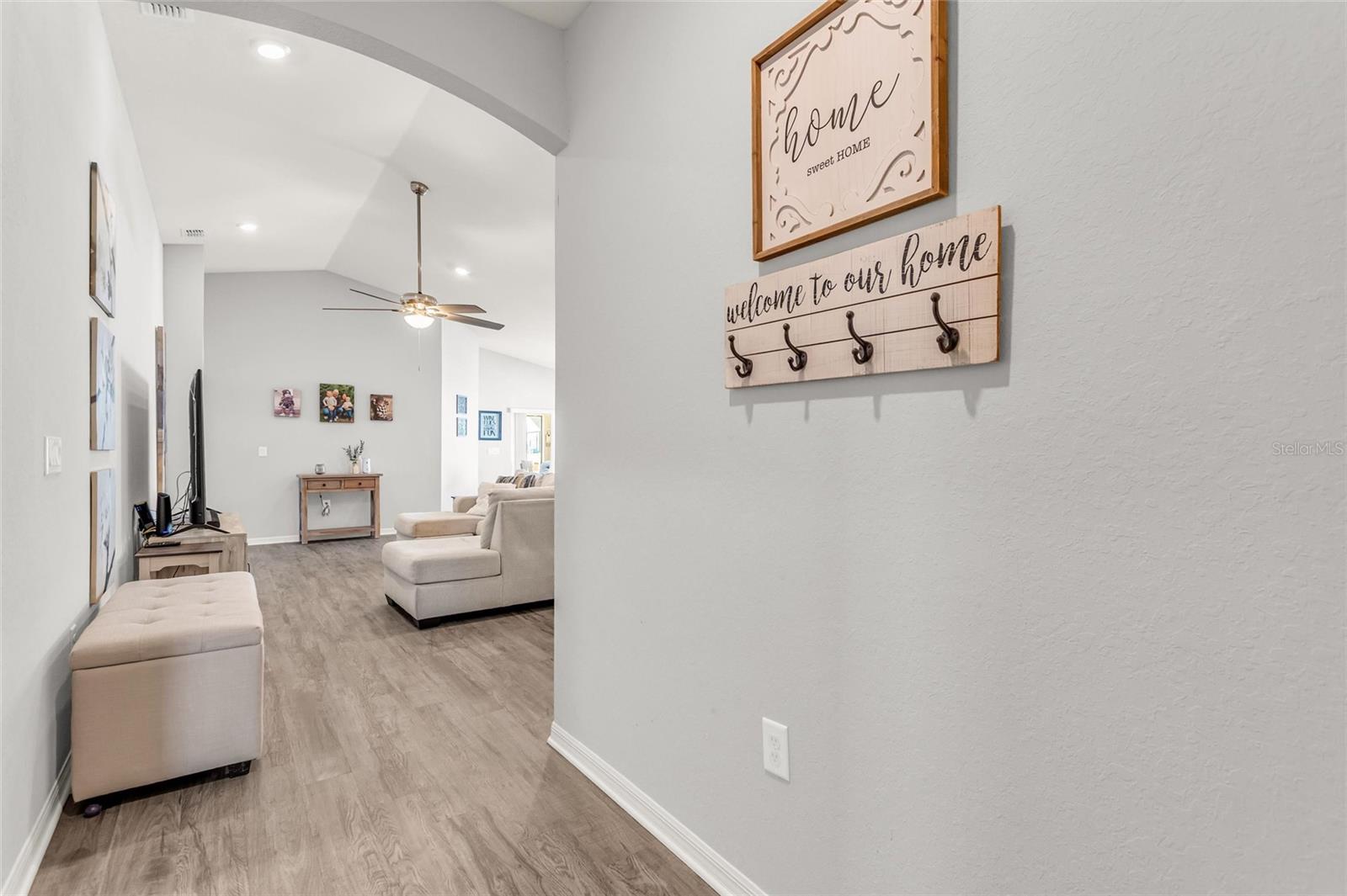 Image 2 of 47 For 909 Inverness Way